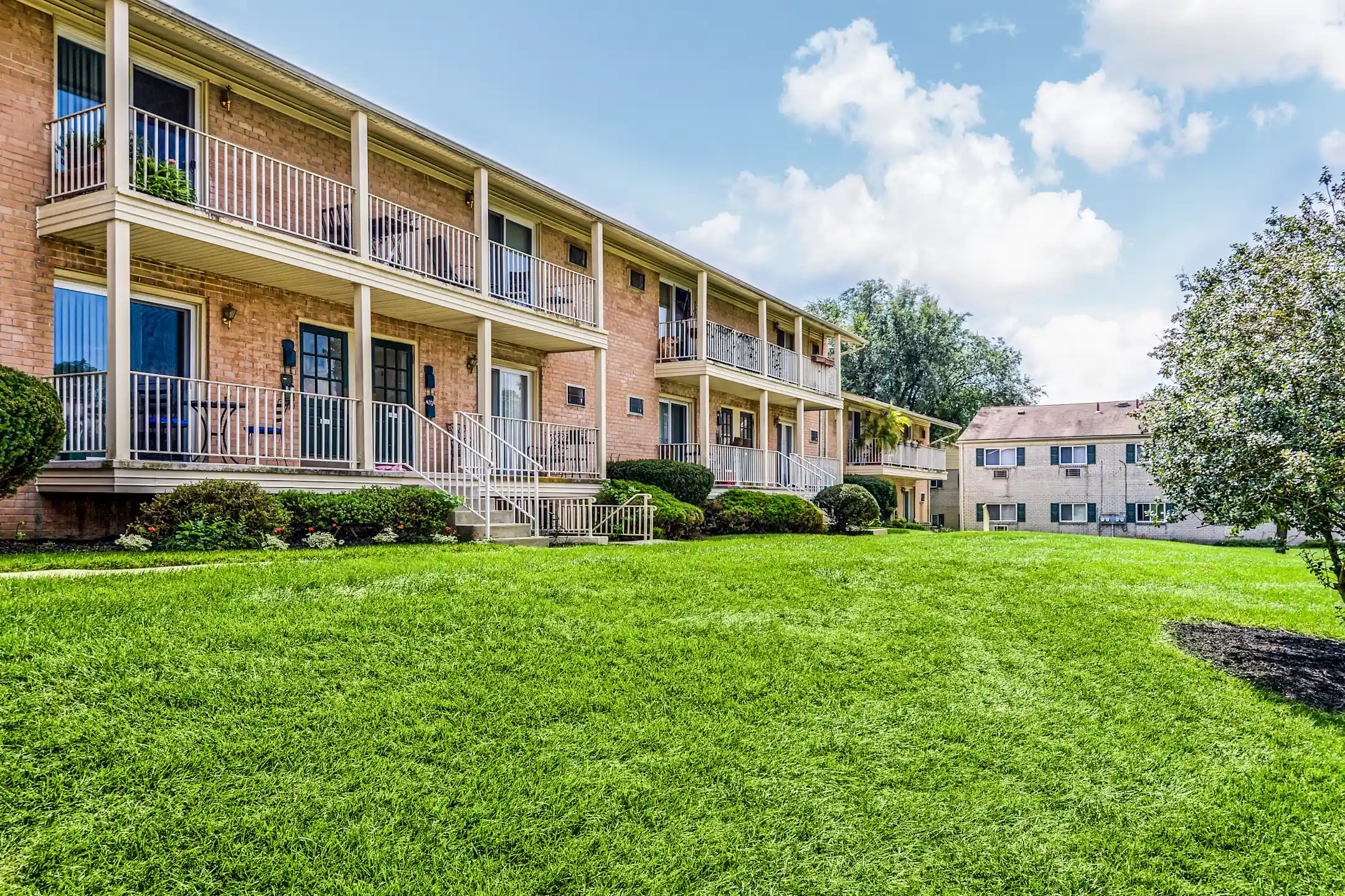 Village Of Pickering Run Apartments 800 Kimberton Rd Phoenixville