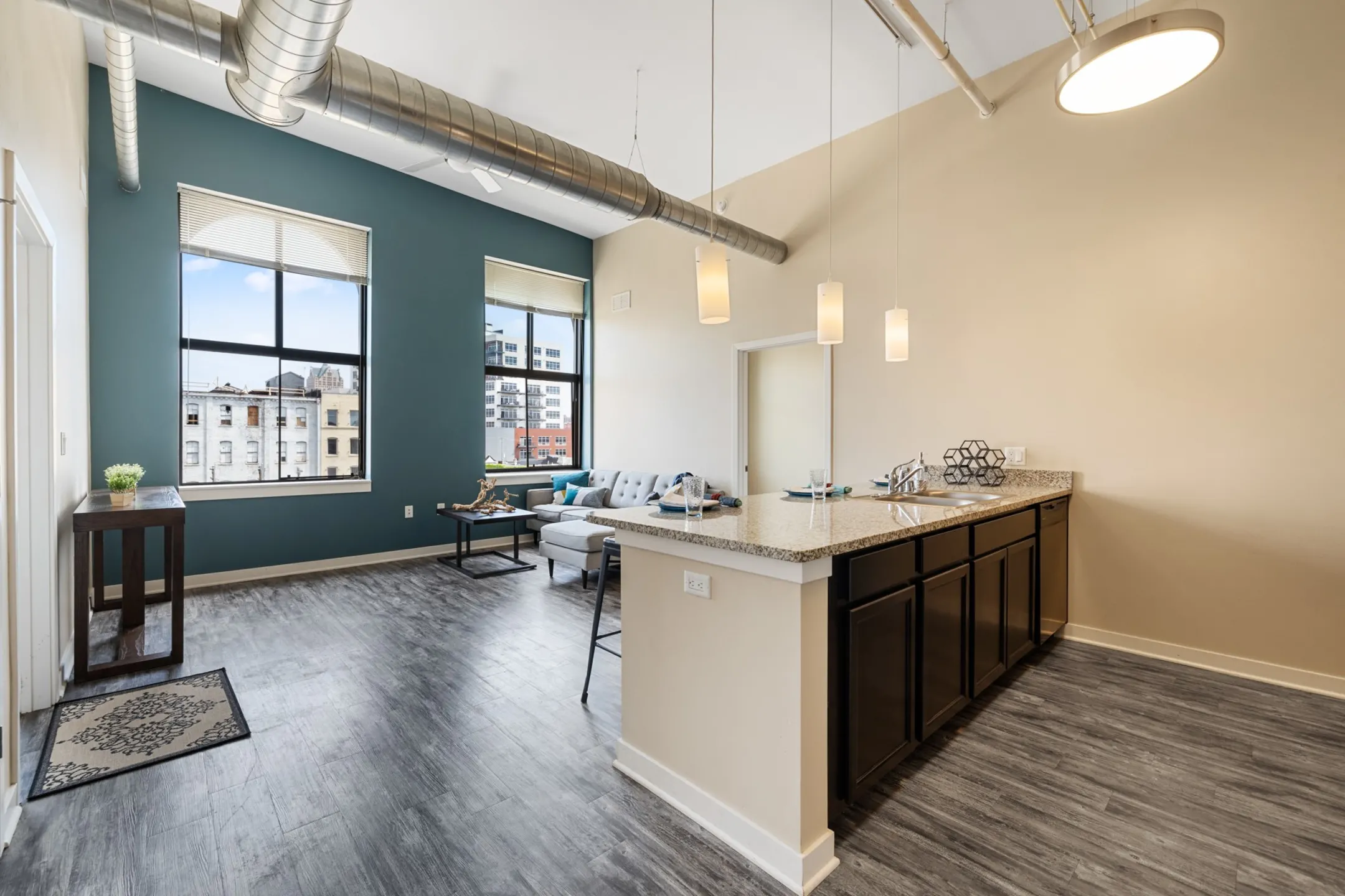 Kitchen - Artisan Lofts Apartments - Milwaukee, WI