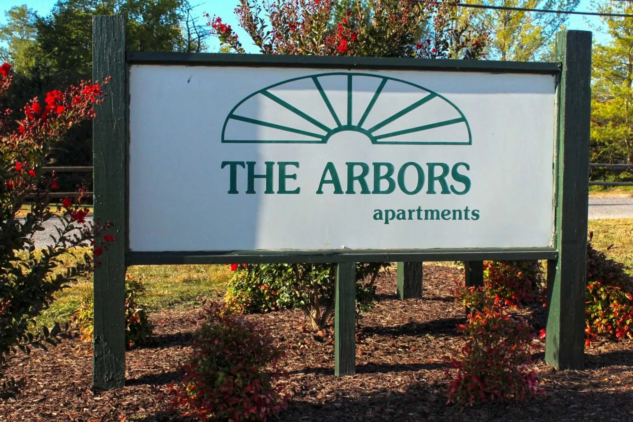 Community Signage - Arbors - Blacksburg - Blacksburg, VA