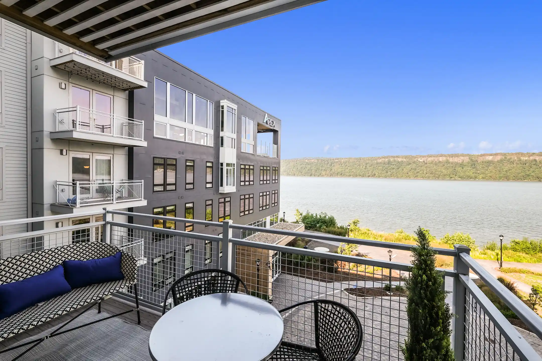 Apex Hudson Riverfront 20 Water Grant St Yonkers, NY Apartments for