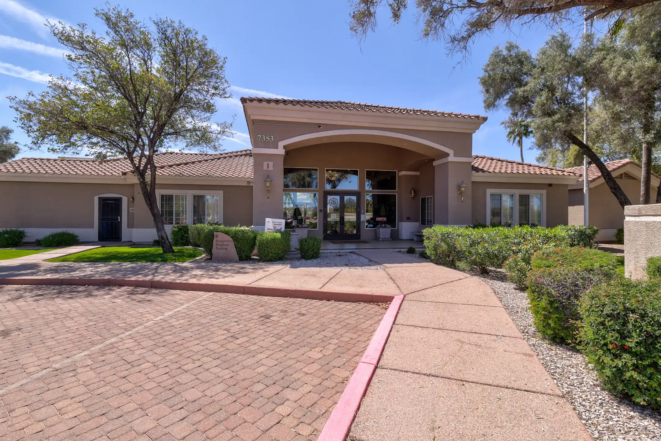 Sun Valley Ranch Apartment Homes 7353 E University Dr Mesa, AZ