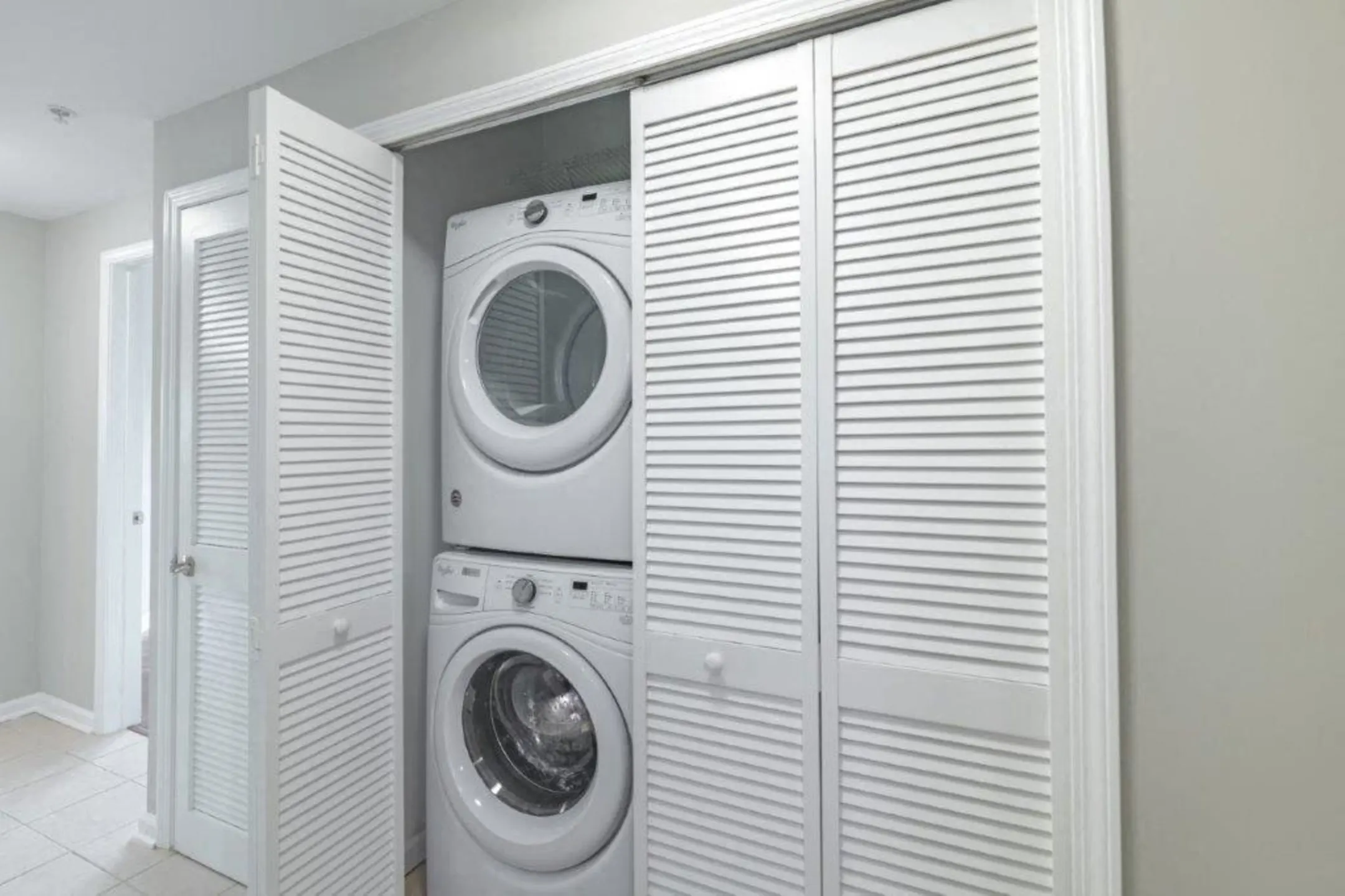 Cranford Crossing Apartment Homes 2 SOUTH AVE W Cranford, NJ