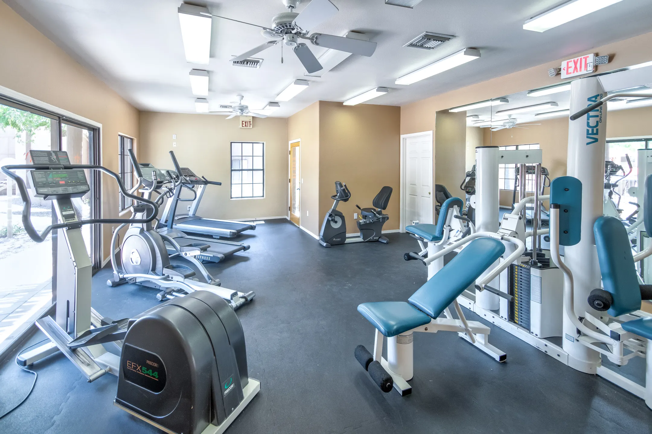 Fitness Weight Room - Dorinda Vista - Tucson, AZ