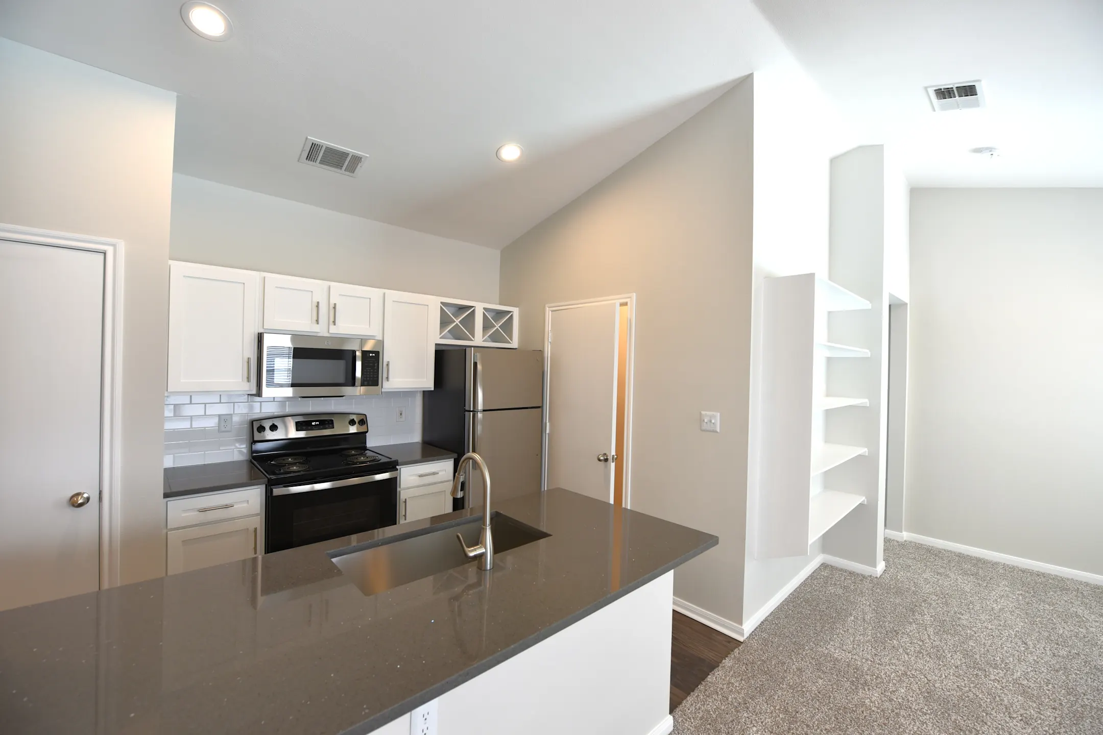 Flats on Chapel Apartments Waco, TX 76712