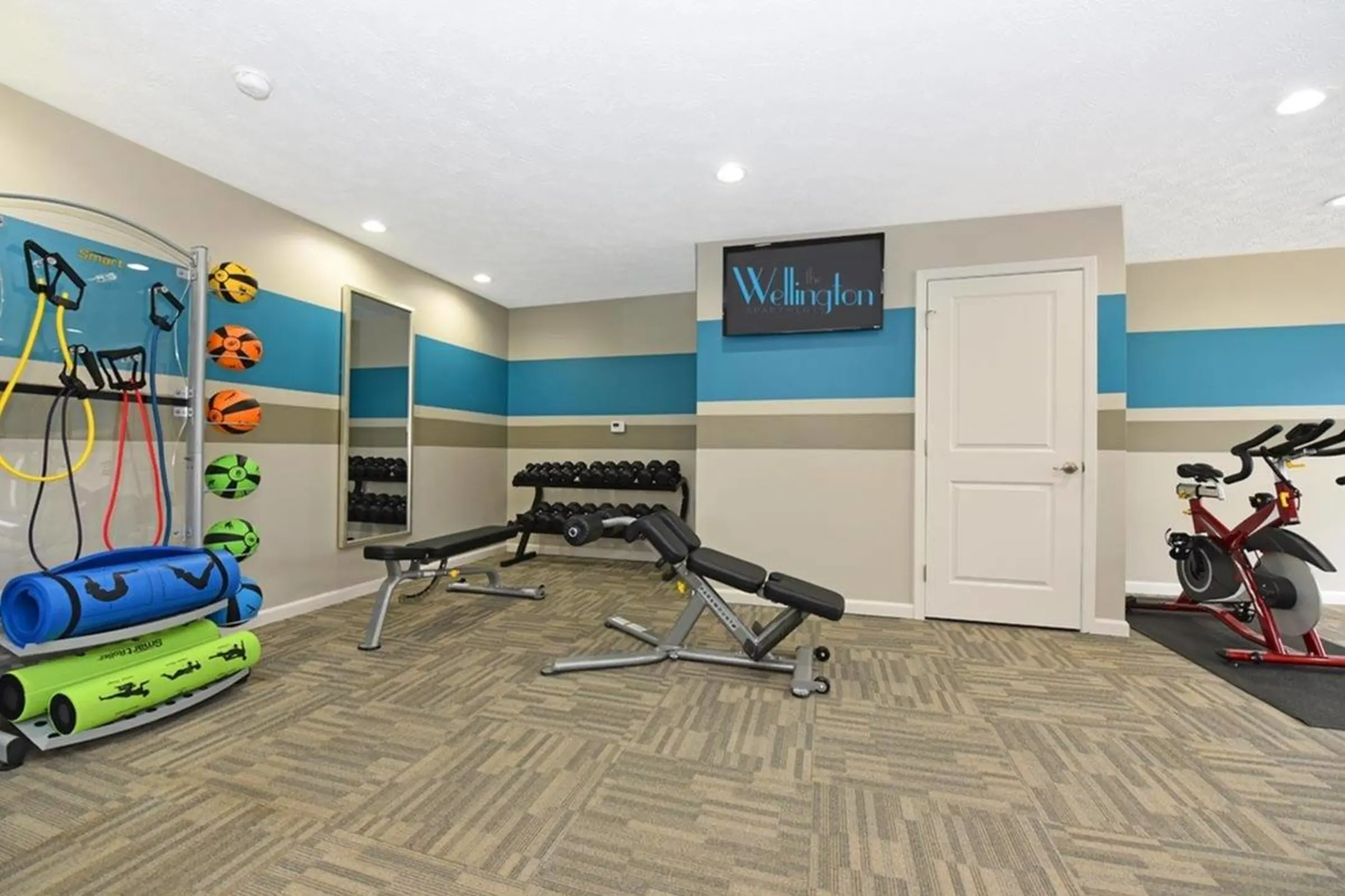 Fitness Weight Room - The Wellington - Lexington, KY