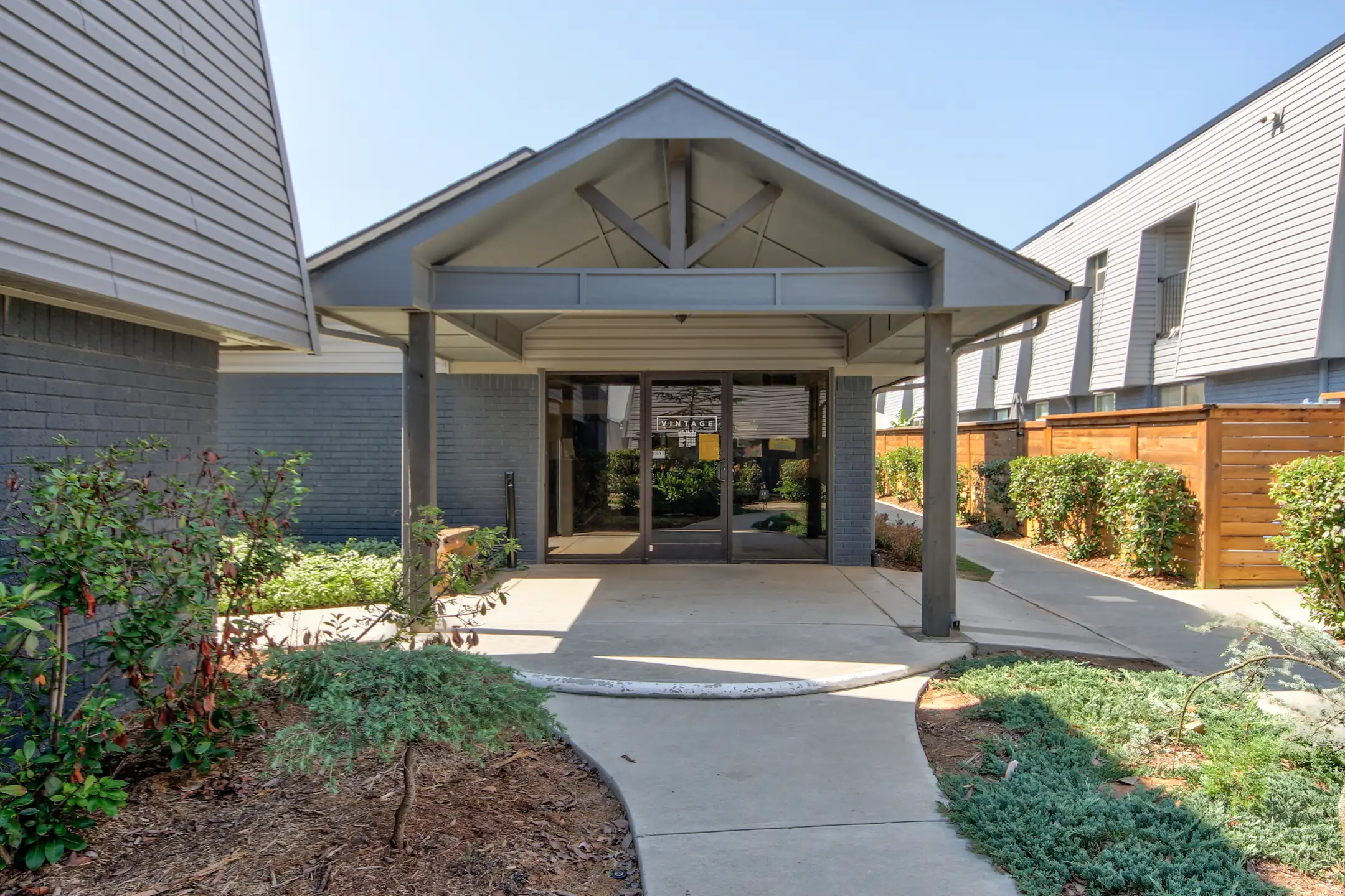 Building - Vintage at 50th - Oklahoma City, OK