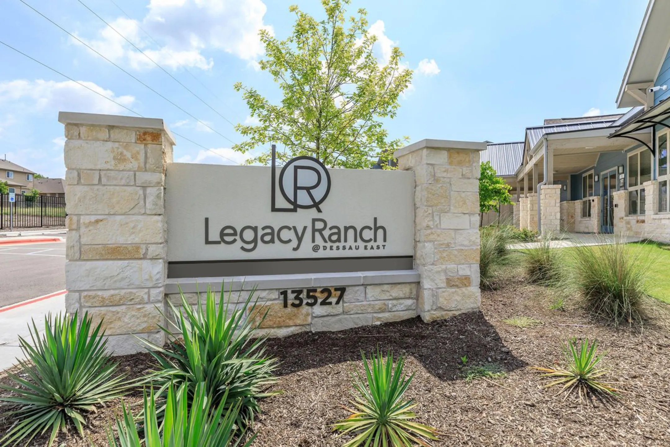 Community Signage - Legacy Ranch at Dessau East - Pflugerville, TX