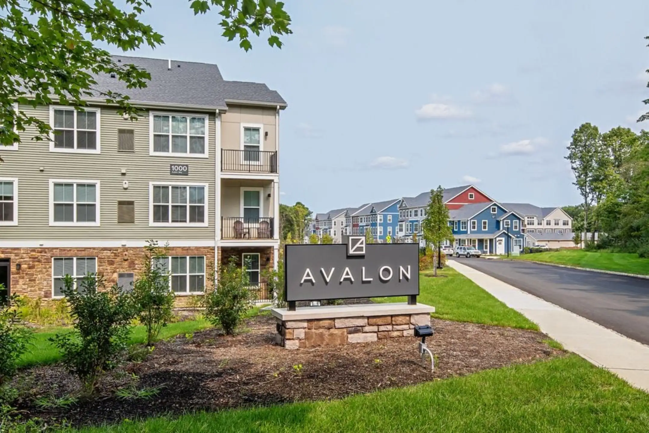 Avalon Old Bridge 1 Avalon Way Old Bridge, NJ Apartments for Rent