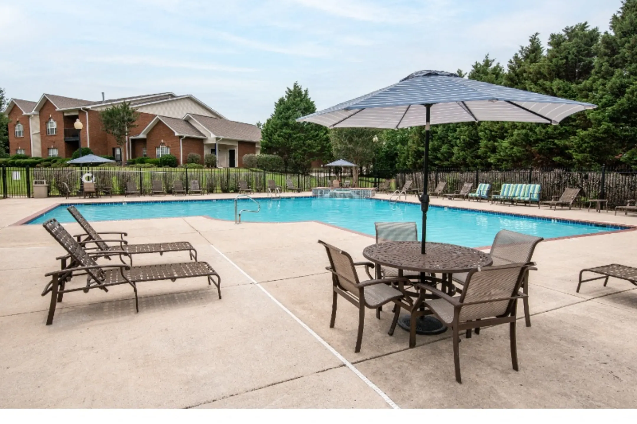 Highland Pointe Apartments Huntsville, AL 35806