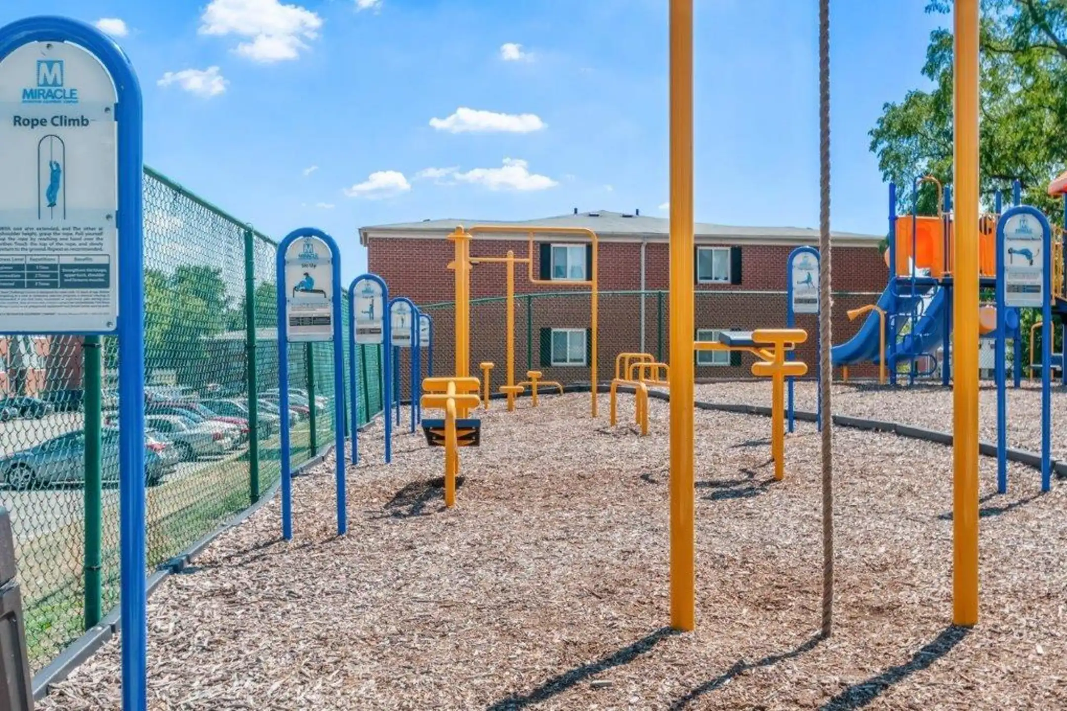 Brookmont Apartment Homes - Philadelphia, PA