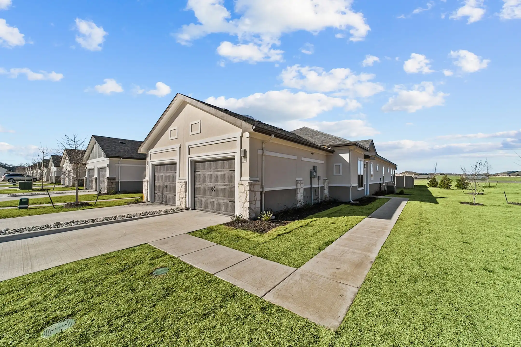 Mansions of Buda Apartments Buda, TX 78610