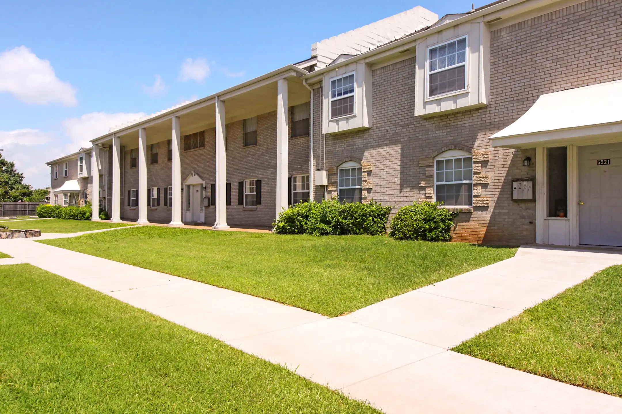 Building - Lake Stella Apartments - Oklahoma City, OK