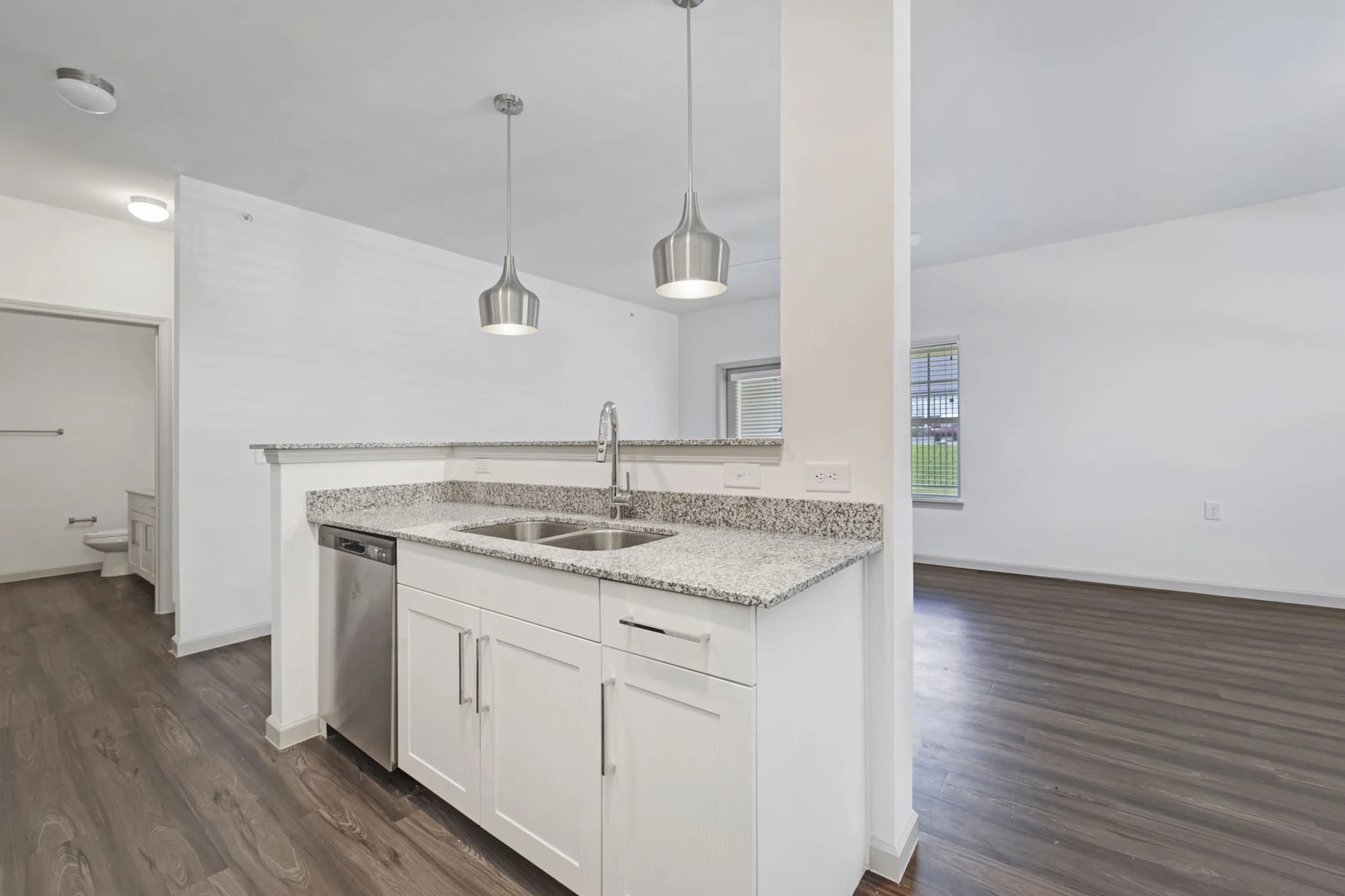 The Warrick Apartments Nashville, TN 37228