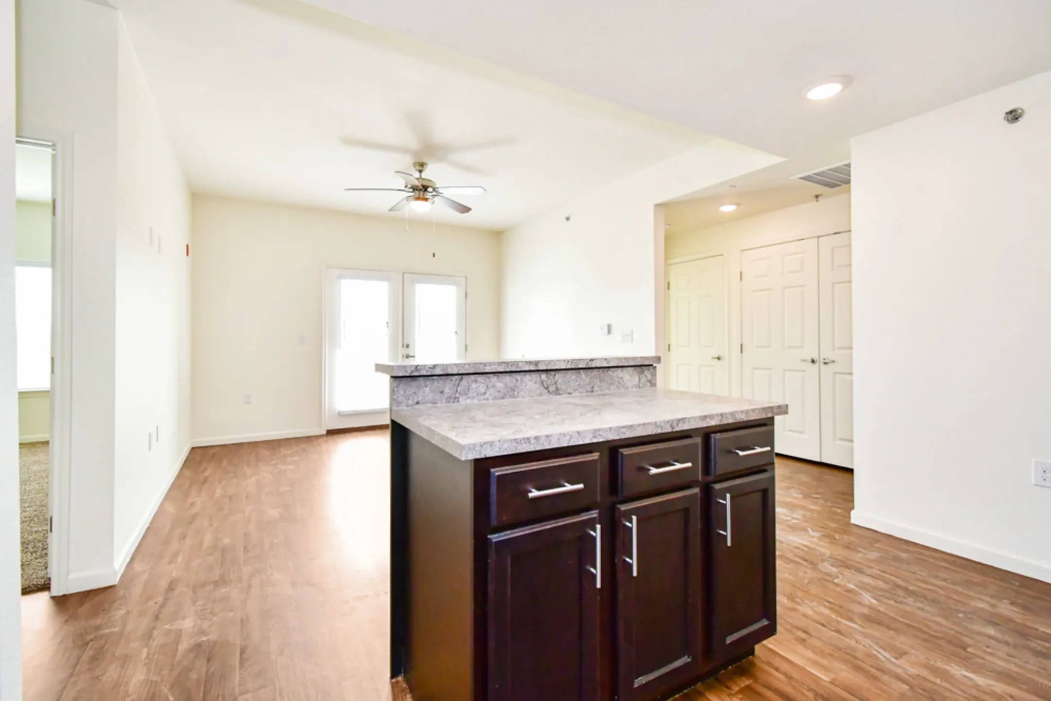 Primrose Village 2615 East Sugarcane Drive Weslaco, TX Apartments