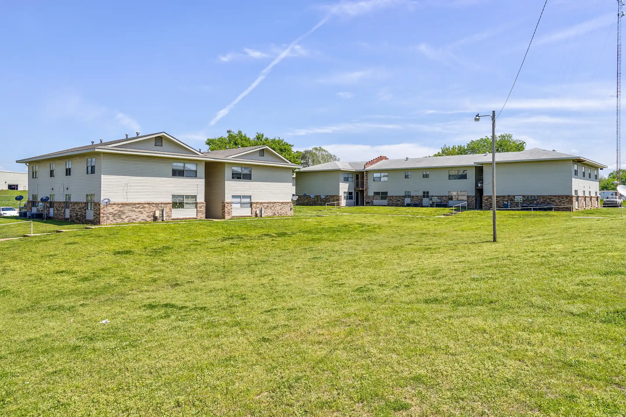 Avalon Apartments 1901 W Miss Durant, OK Apartments for Rent Rent.