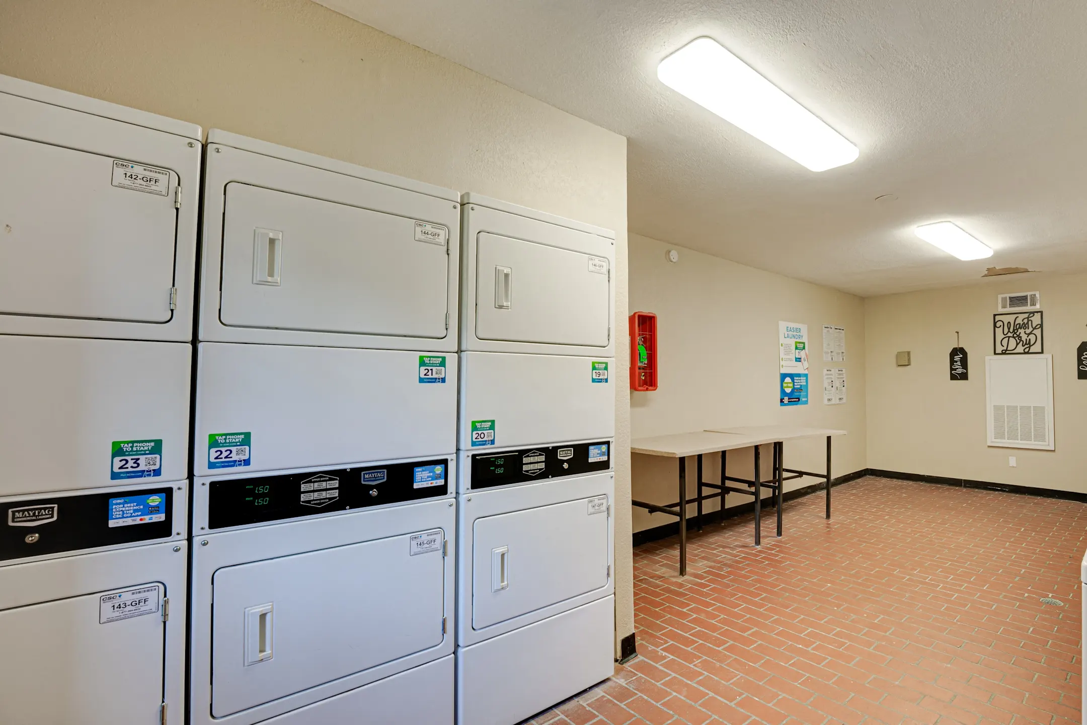 Copper Hill Apartments Bedford, TX 76021