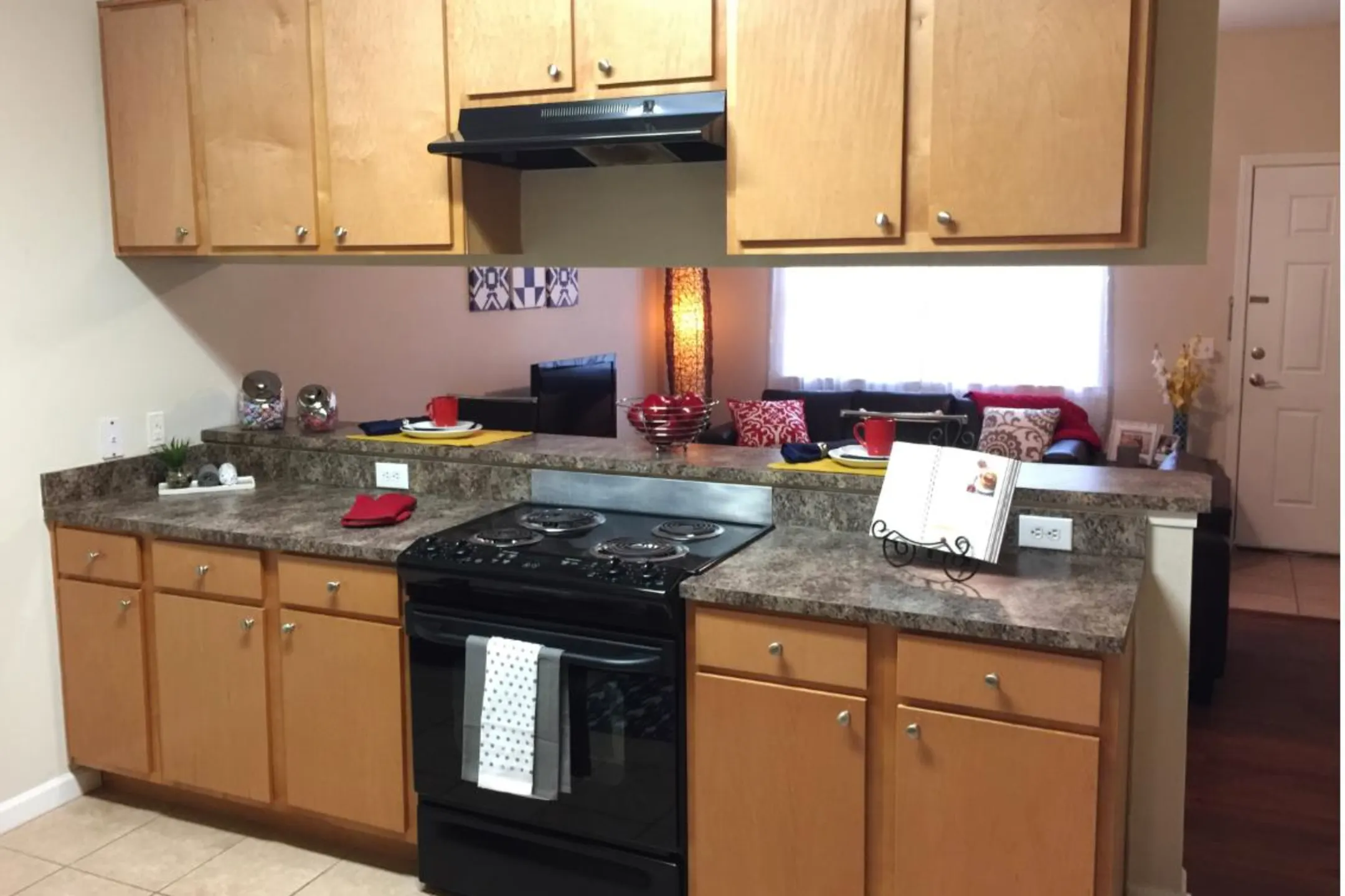 Bridgeway Apartments and Townhomes 411 Dulles Dr Lafayette, LA