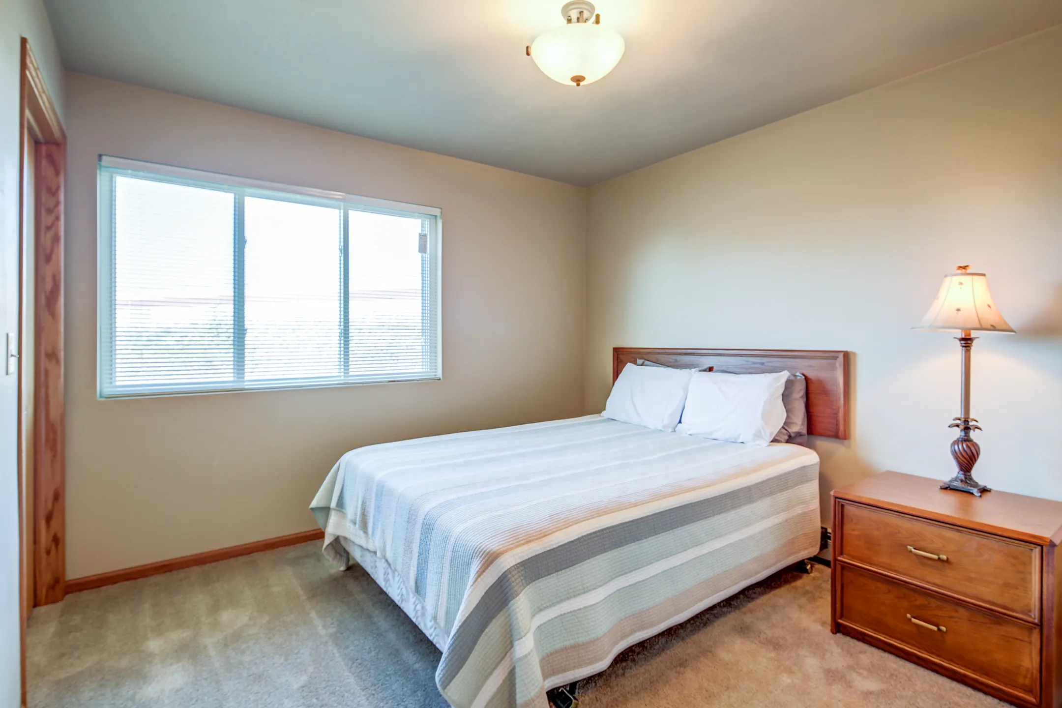 Ontario Road Apartments 1501 Ontario Rd Green Bay, WI Apartments