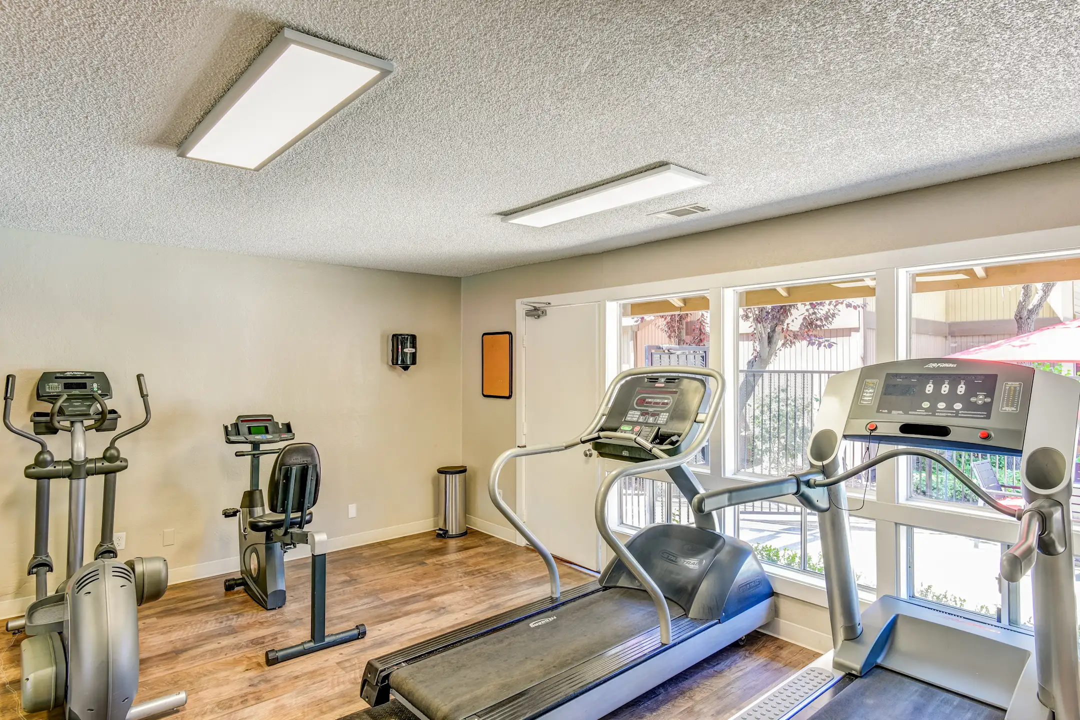 Summerwood Apartments Hayward, CA 94541