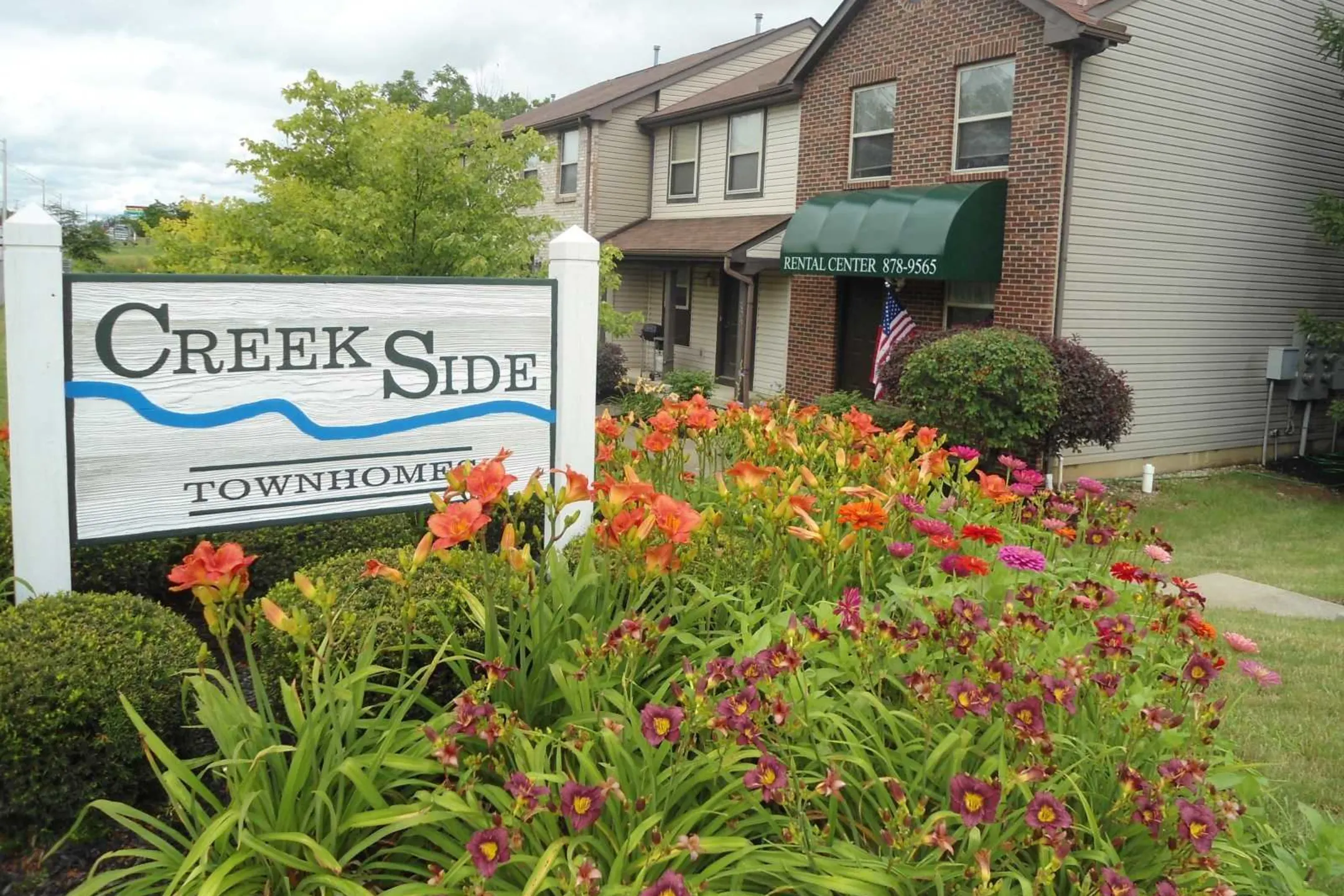 Community Signage - Creekside Townhomes / Cherryhill - Columbus, OH