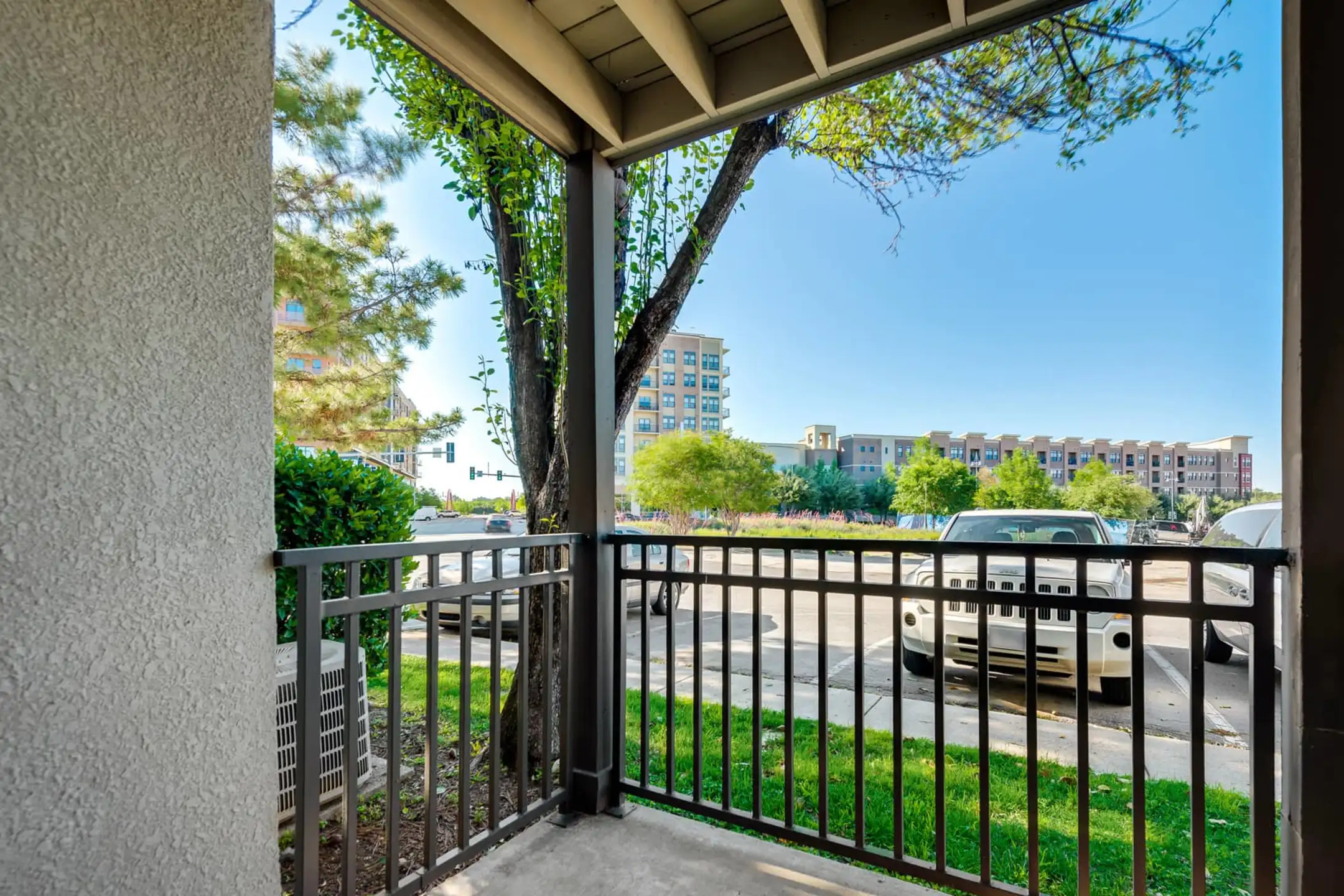 Addison Apartments at the Park 3925 Vitruvian Way Addison, TX