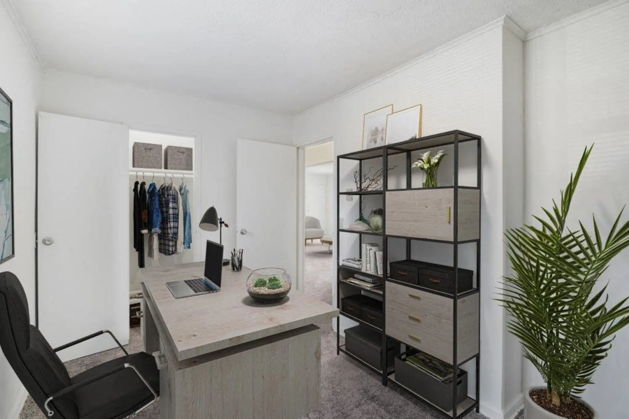 Eatoncrest Apartment Homes 300 Eatoncrest Dr Eatontown, NJ