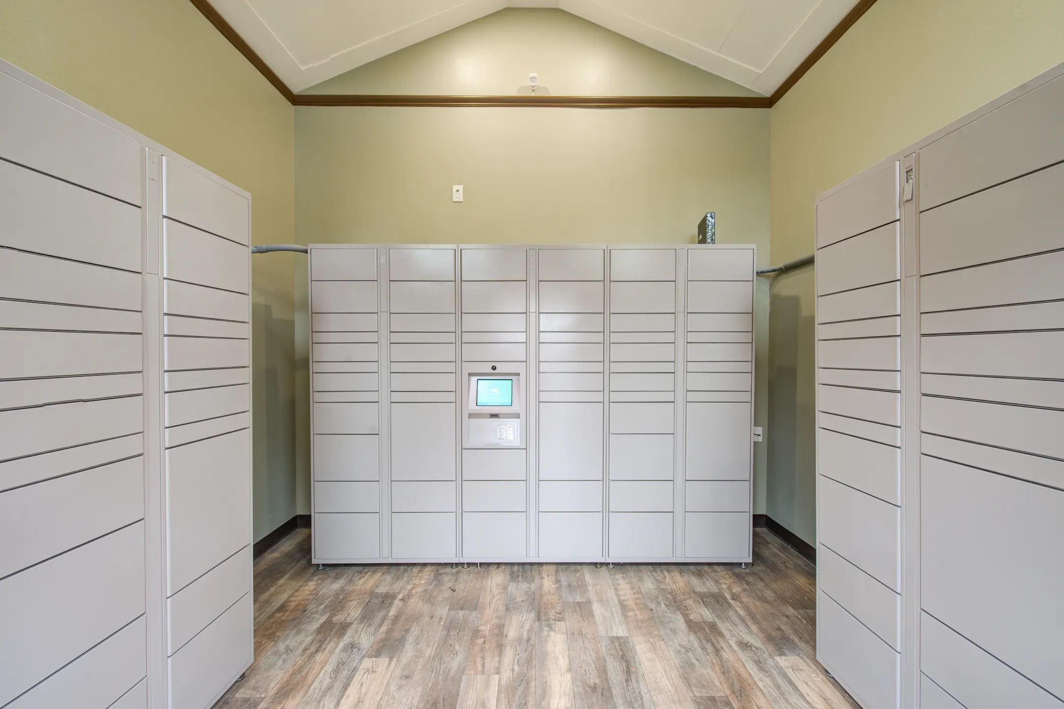 HighGrove Apartments Everett, WA 98204