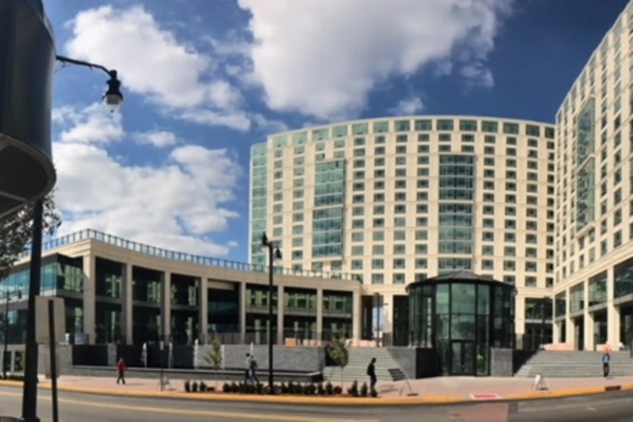 The Centre Apartments Cliffside Park, NJ 07010