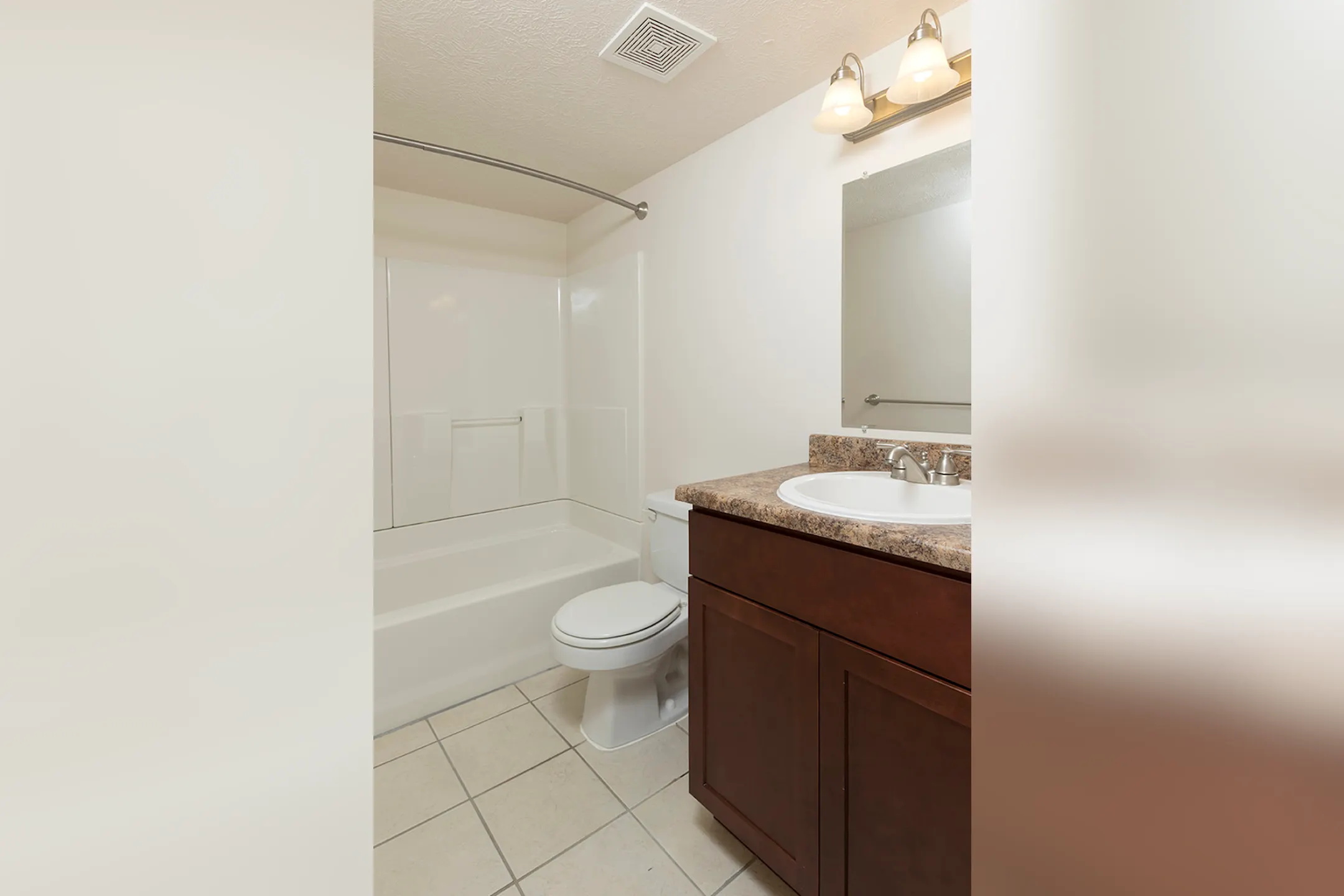 Rosewood Village Apartments 2072 E St Springfield, MO