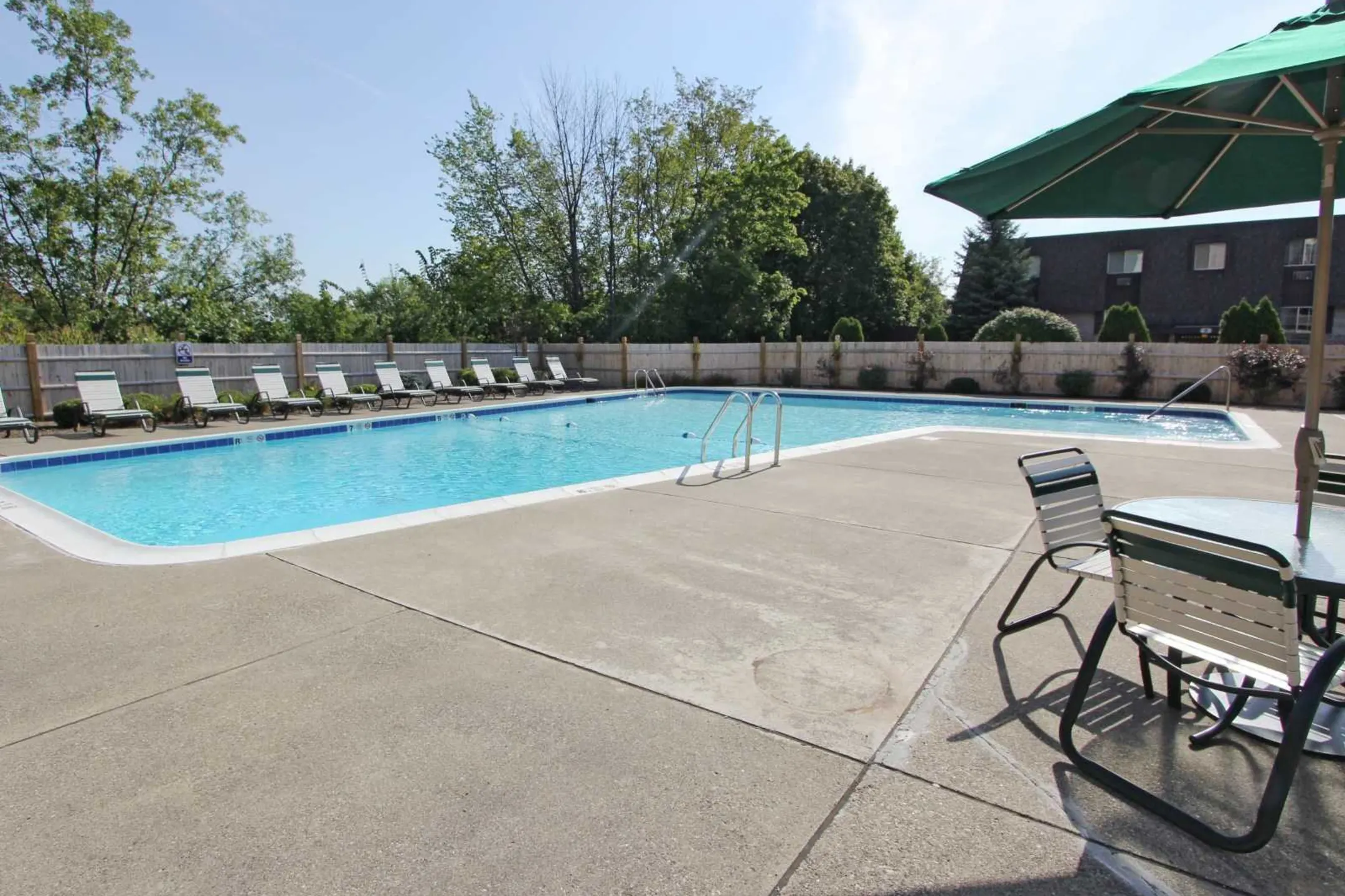 Fenimore Trace - 150 Troy Schenectady Rd | Watervliet, NY Apartments ...