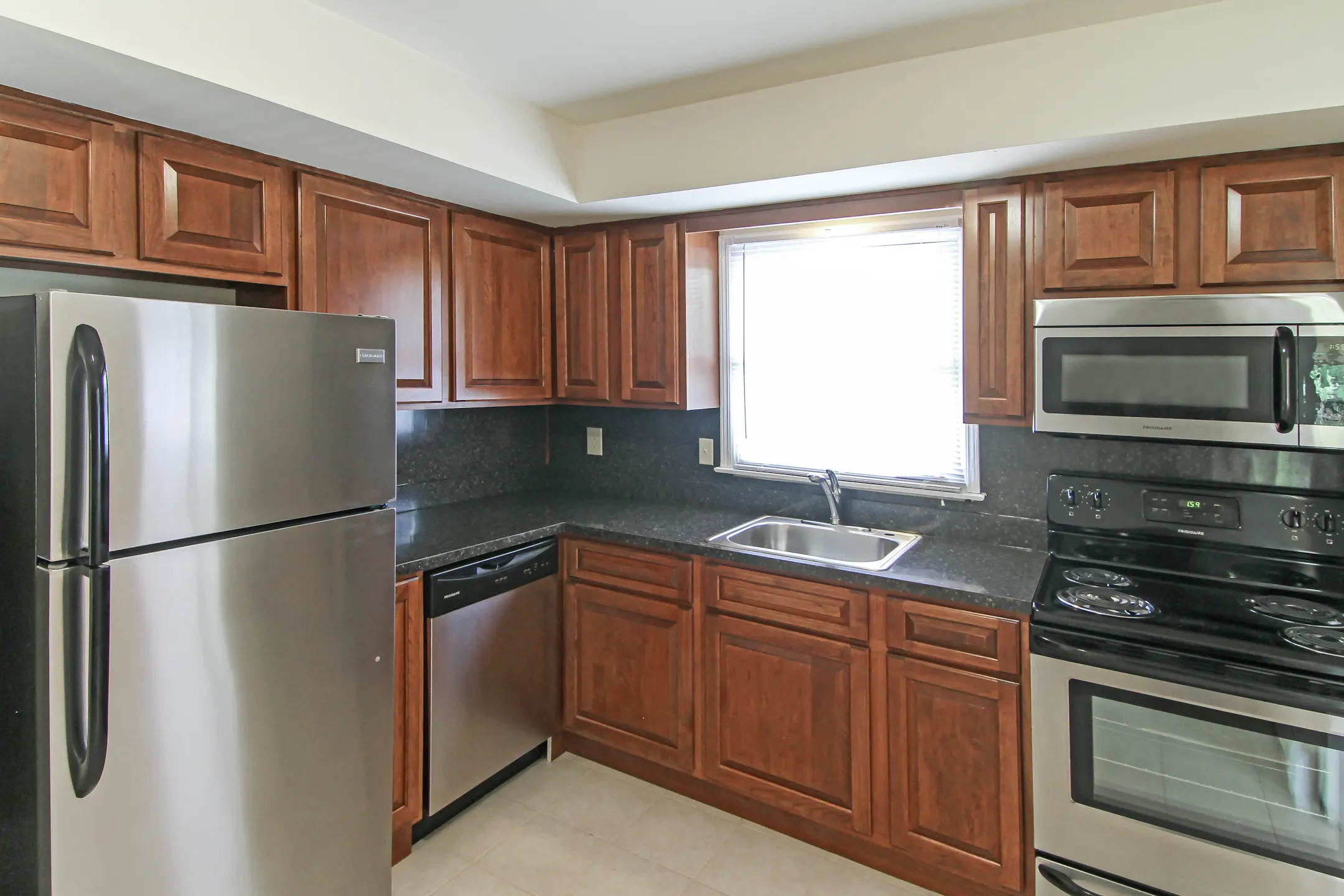 Village On The Green (Rivervale) Apartments Rivervale, NJ 07675