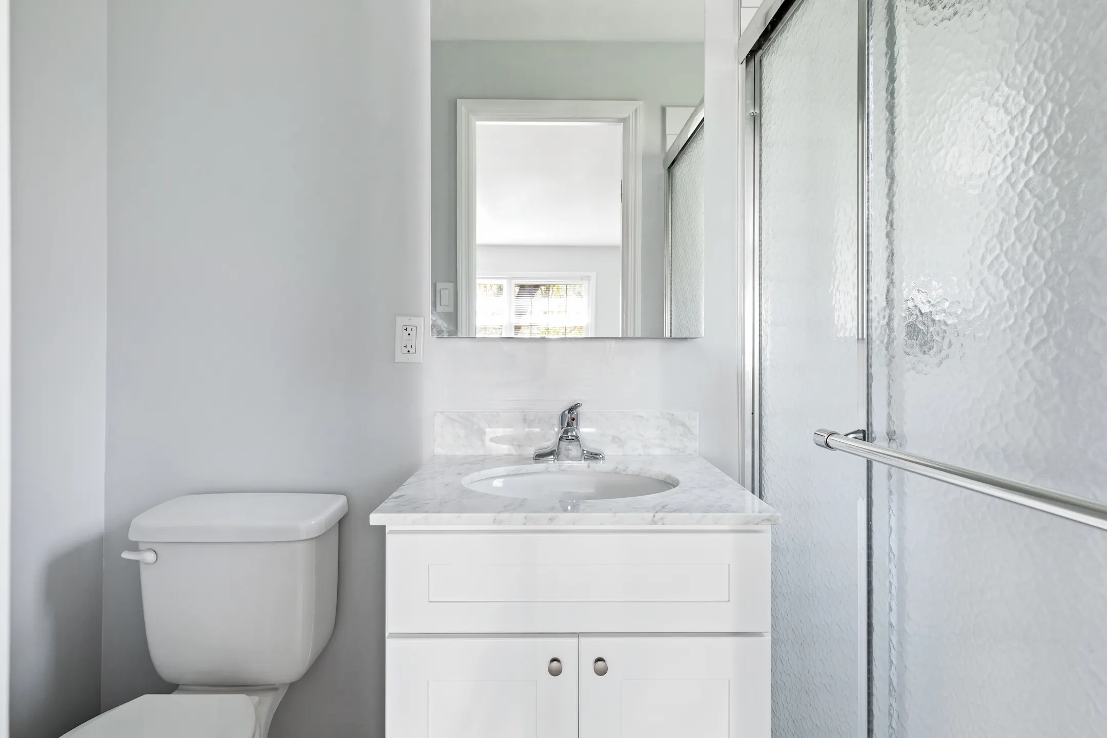 Eagle Rock Apartments At Woodbury 92 Fairhaven Blvd Woodbury, NY