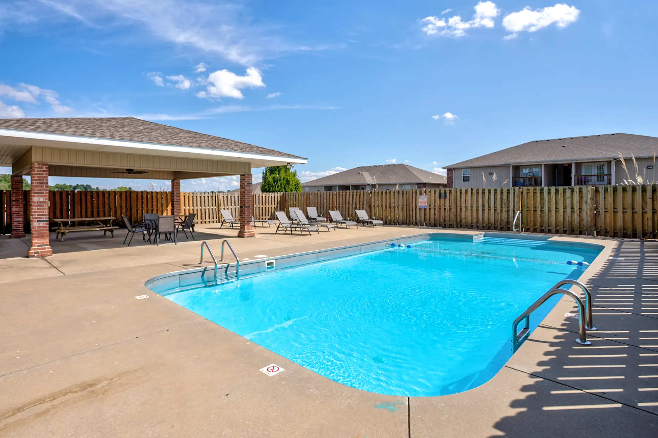 South Valley Apartments Apartments Springfield, MO 65807