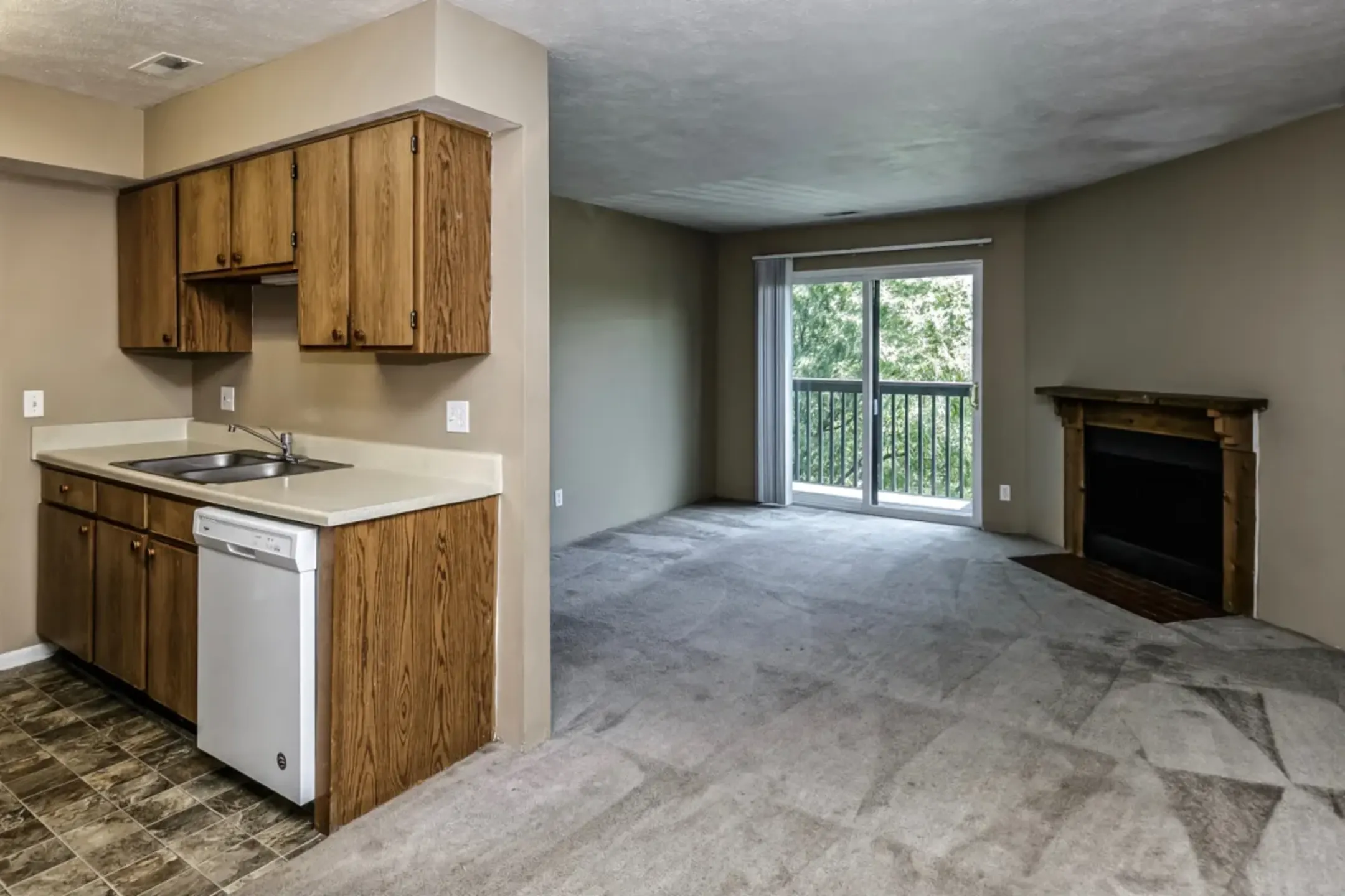 Maple View Apartments Apartments Omaha, NE 68134