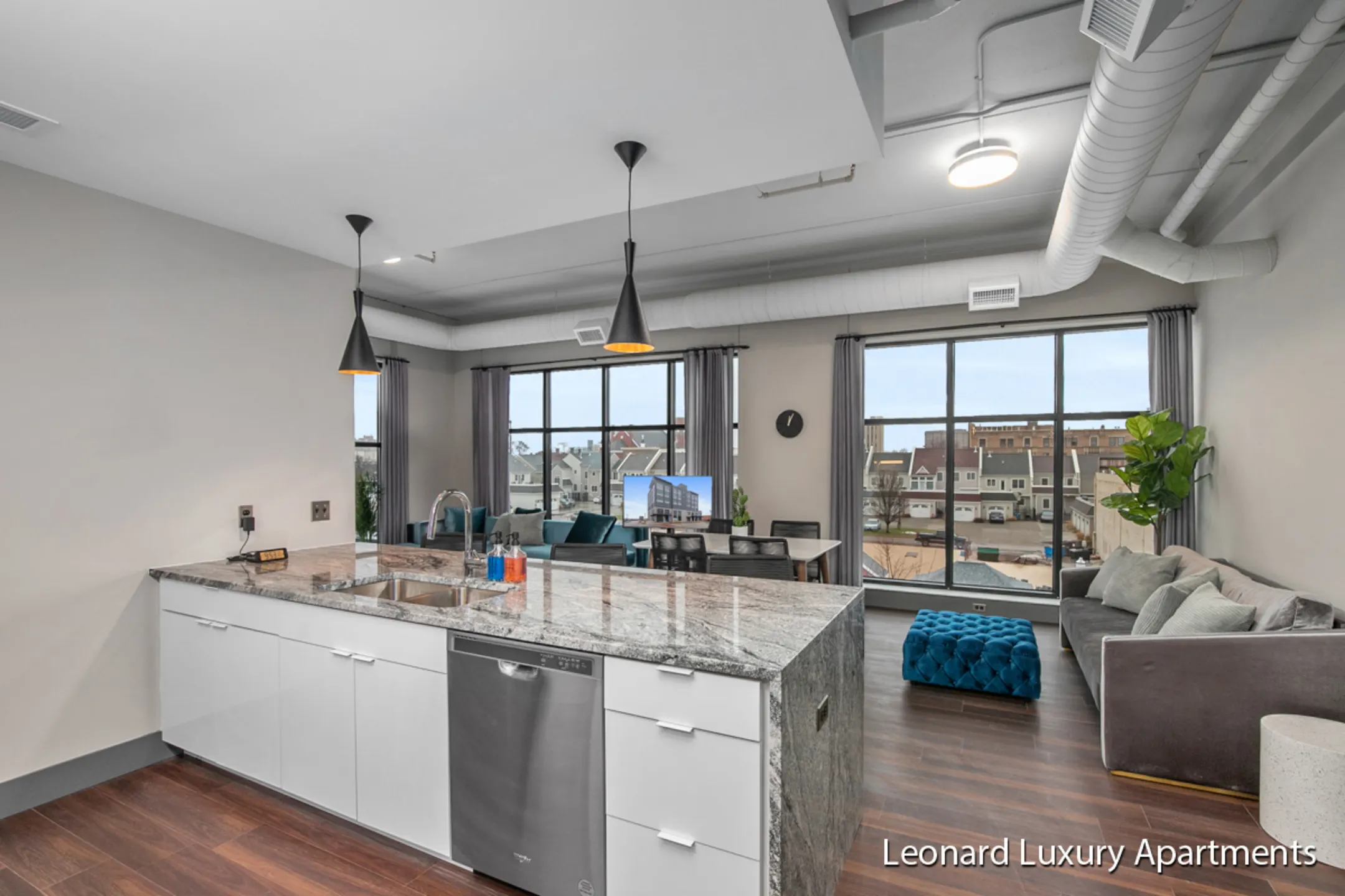 The Leonard Luxury Apartments 292 W Western Ave Muskegon, MI