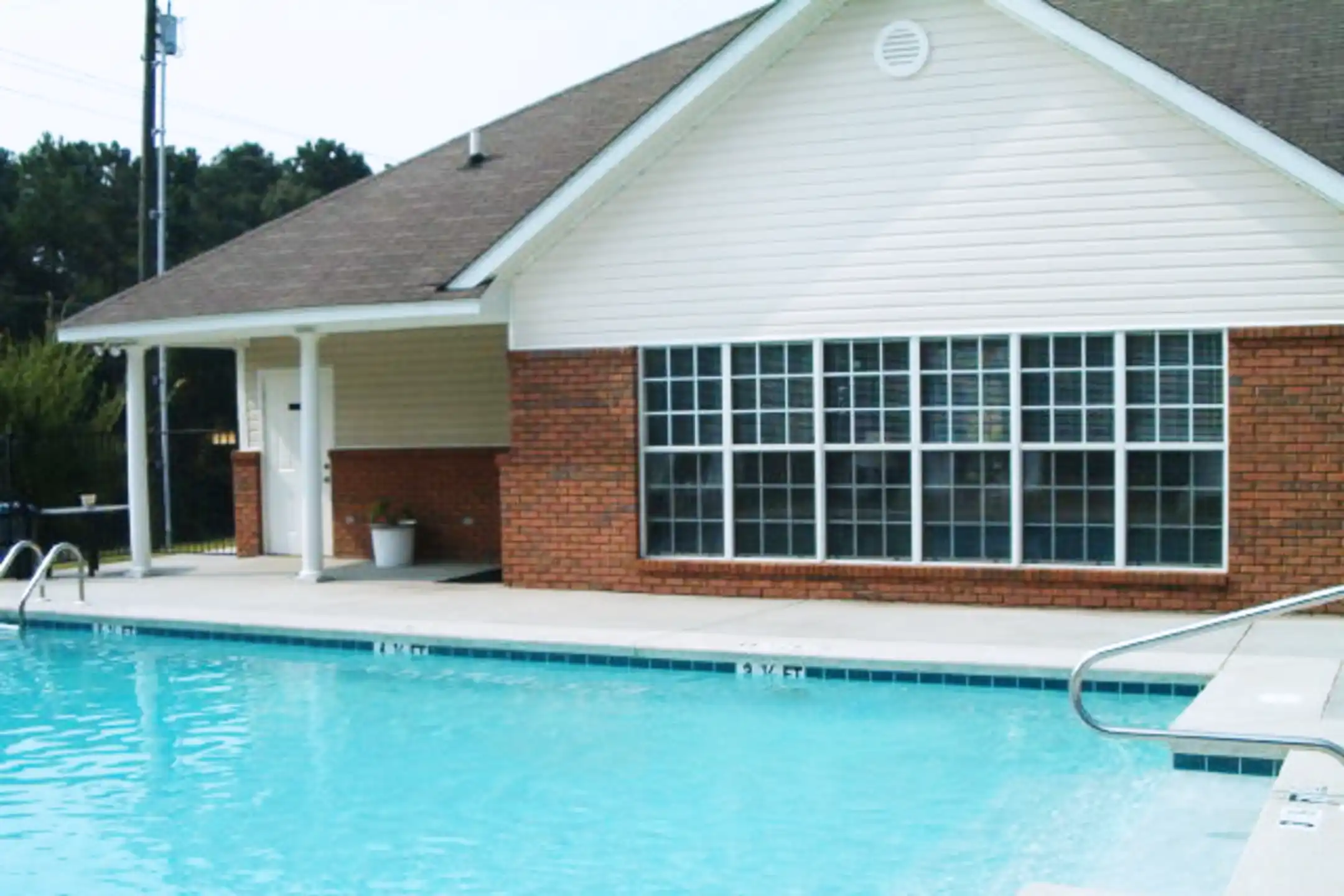 The Tarragon Apartments Dothan, AL 36303