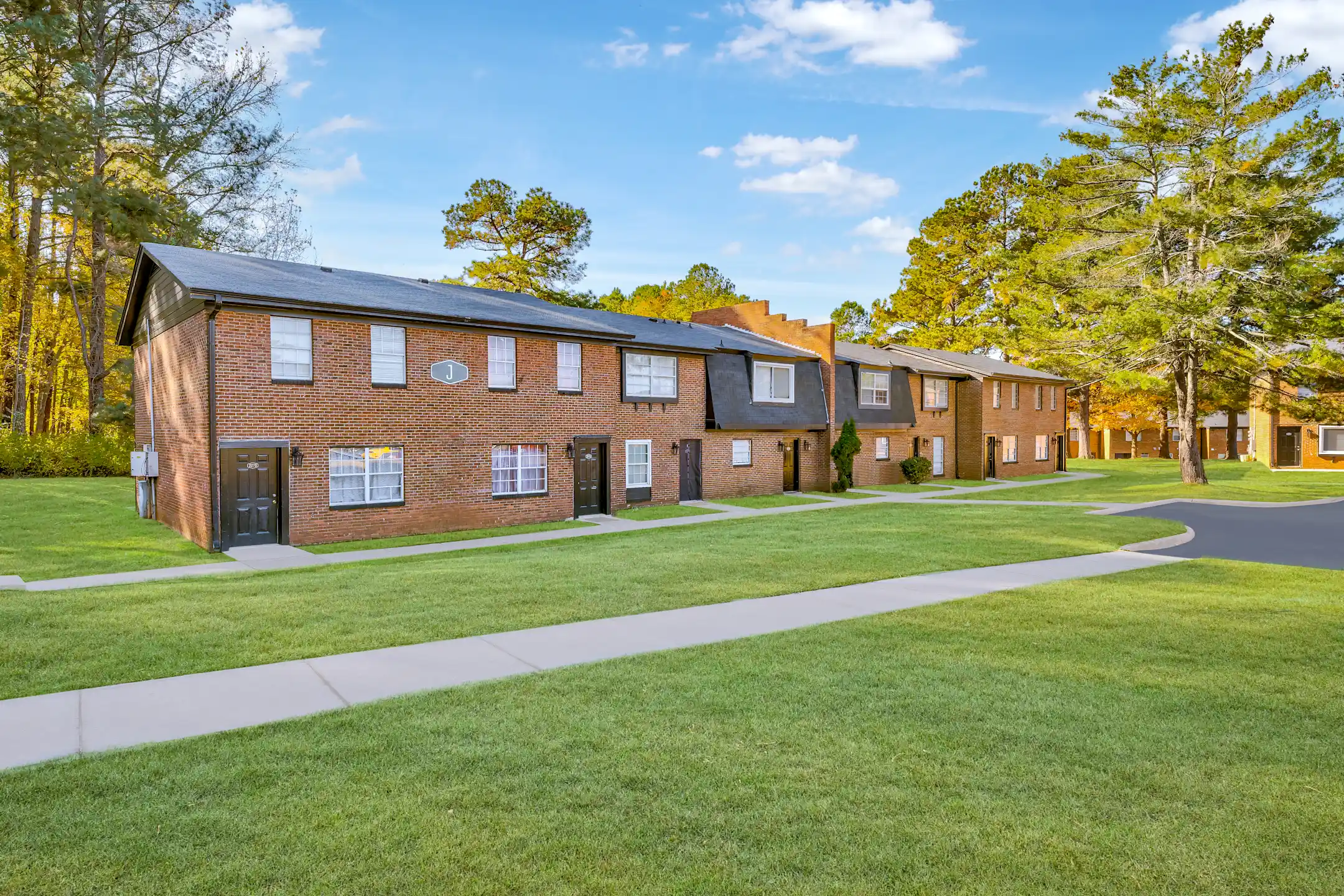 Wynsum Townhomes 2292 Fox Ridge Manor Rd Raleigh, NC Townhomes for Rent Rent.