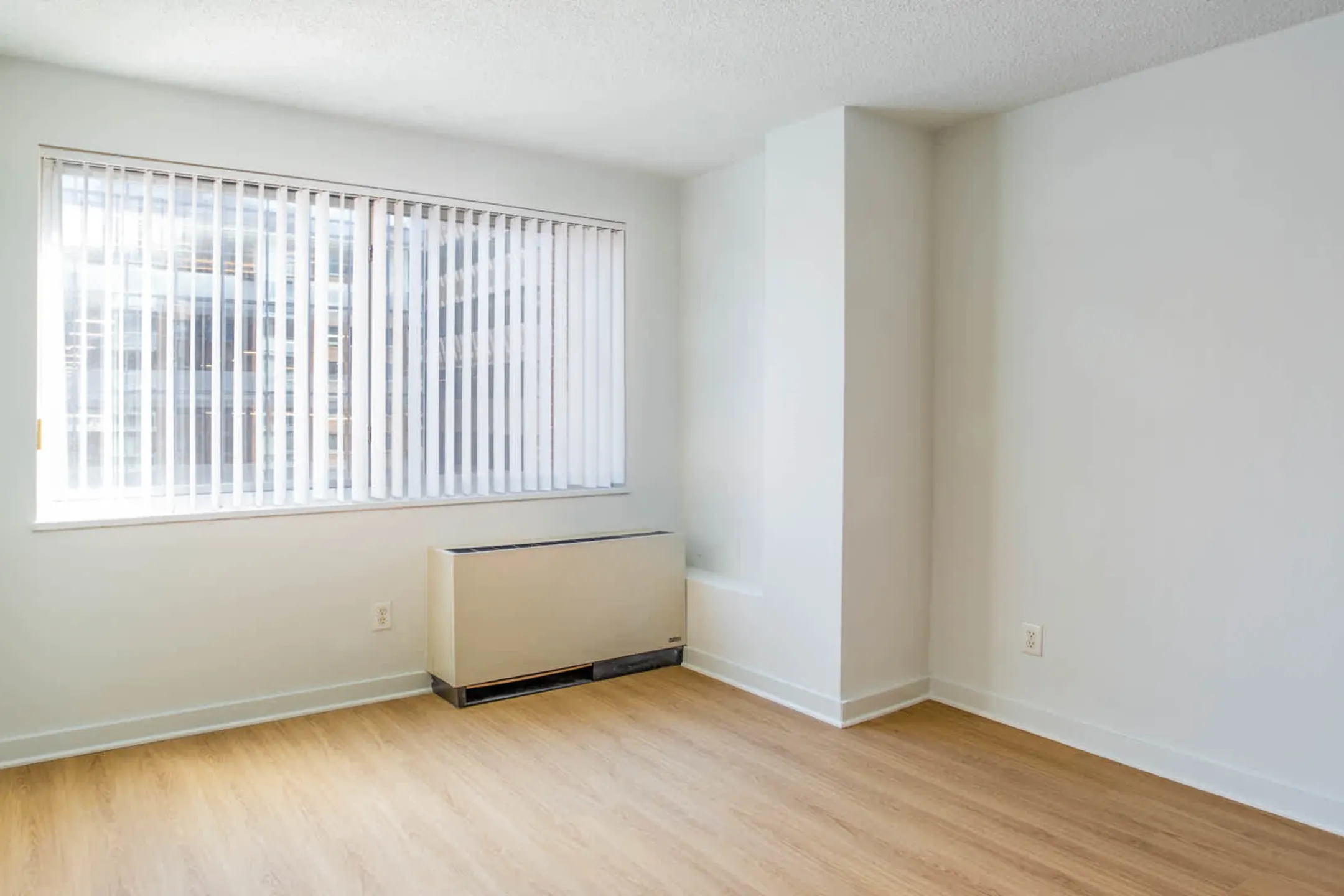 The Flats at Dupont Circle 2000 N St NW Washington, DC Apartments