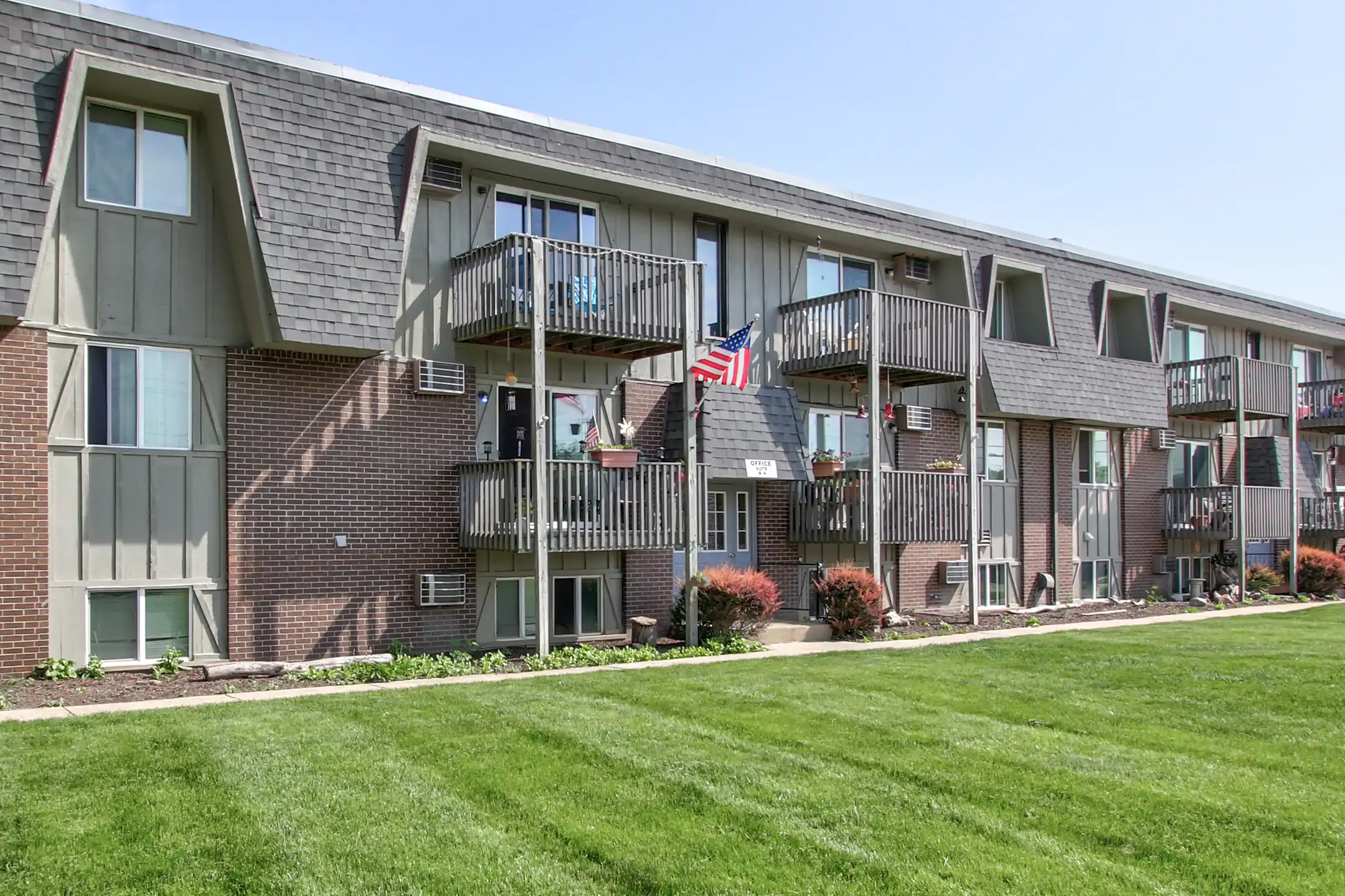 Windjammer Apartments Apartments Sheffield Lake, OH 44054