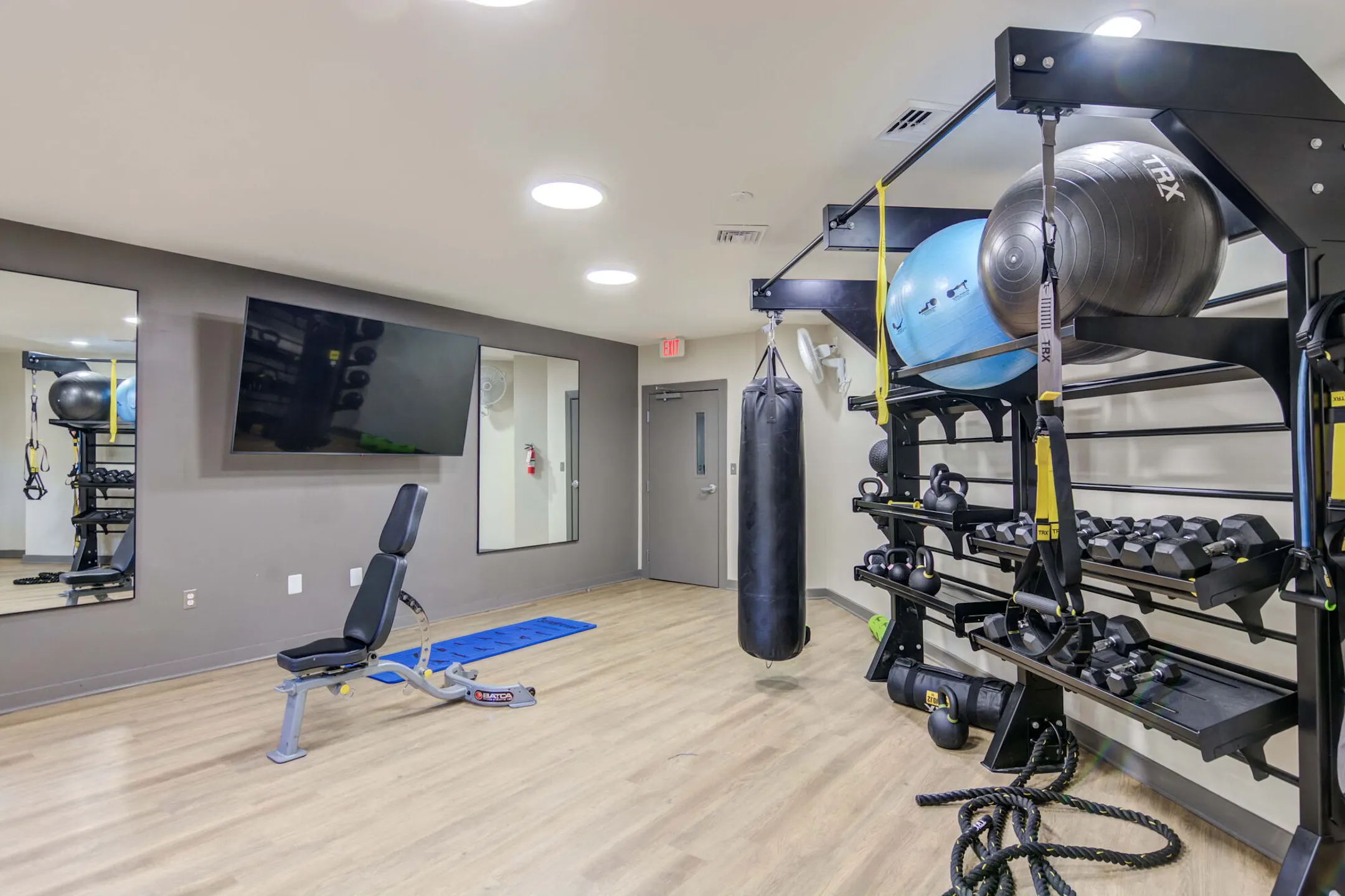 Fitness Weight Room - The Point at Beaufont - Richmond, VA