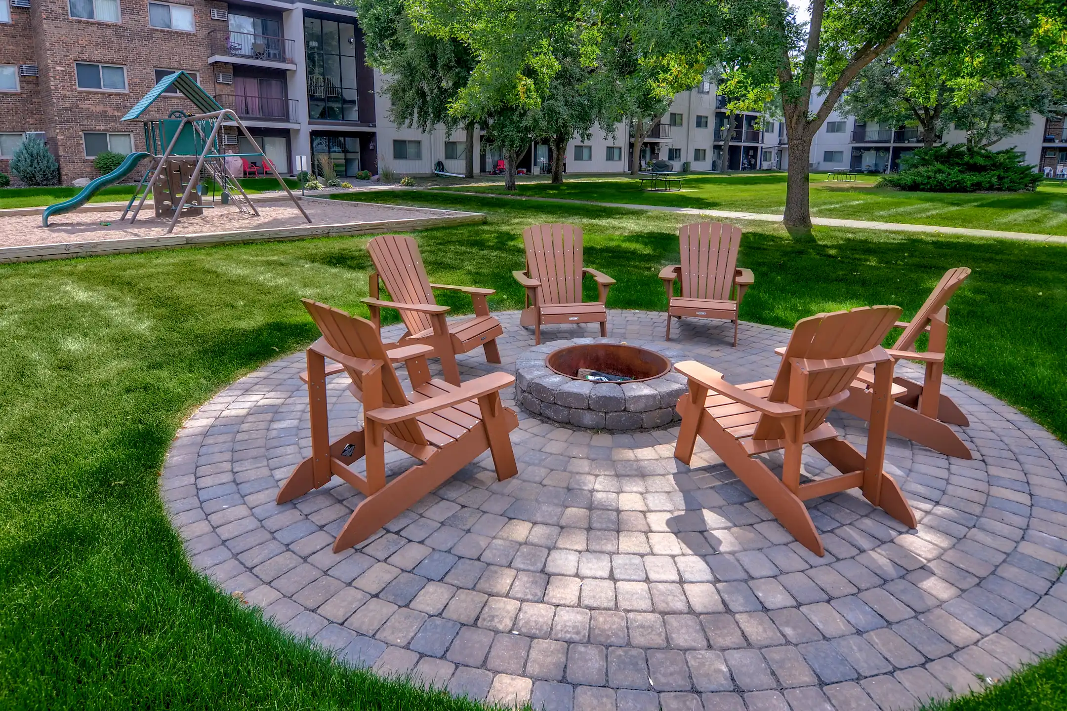 Eastgate Apartments 6048 Upper 51st St N Oakdale, MN Apartments for