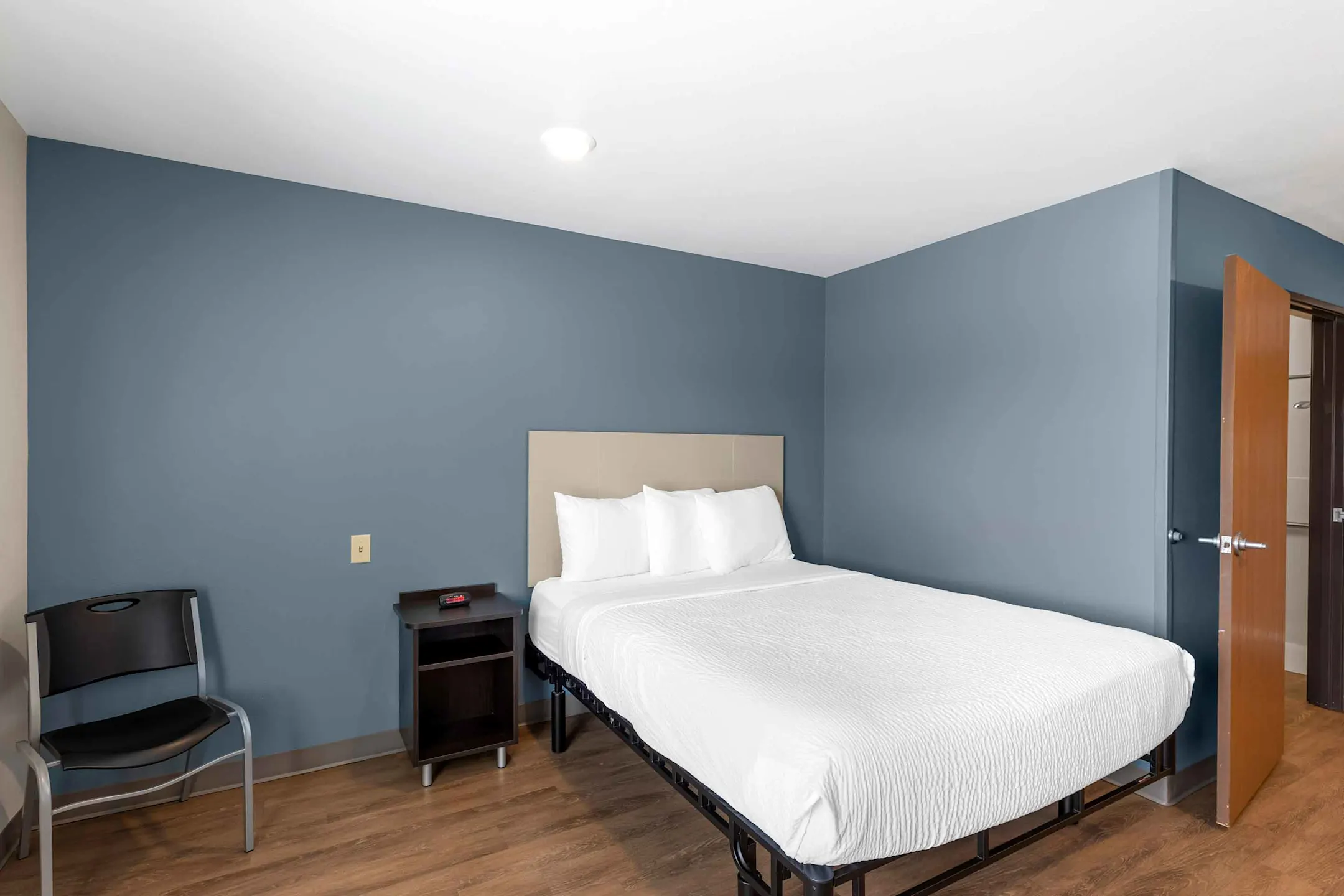 Furnished Studio Firestone 11334 Business Park Cir Firestone, CO