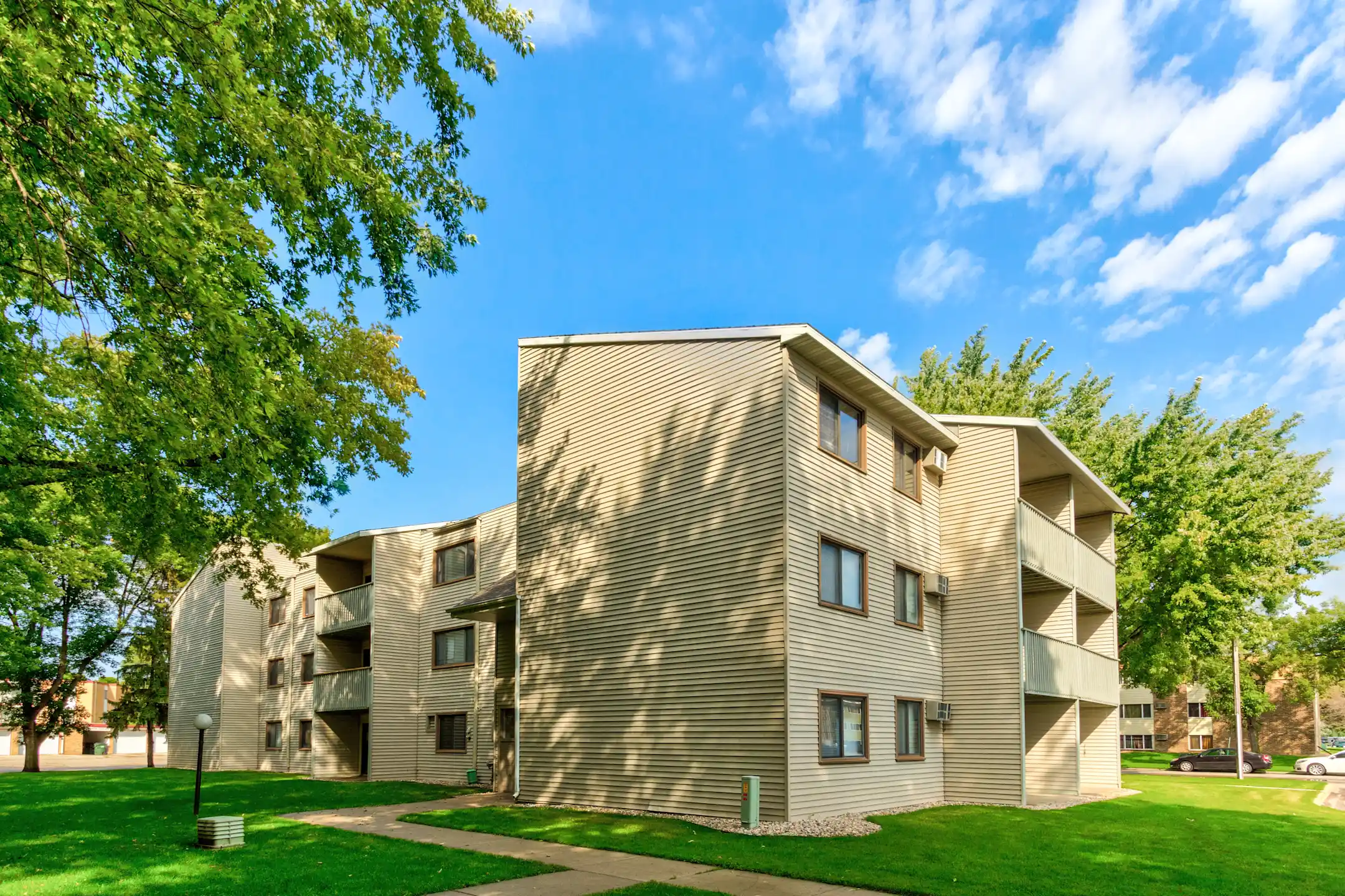 Scandia Woods Apartments Willmar, MN 56201