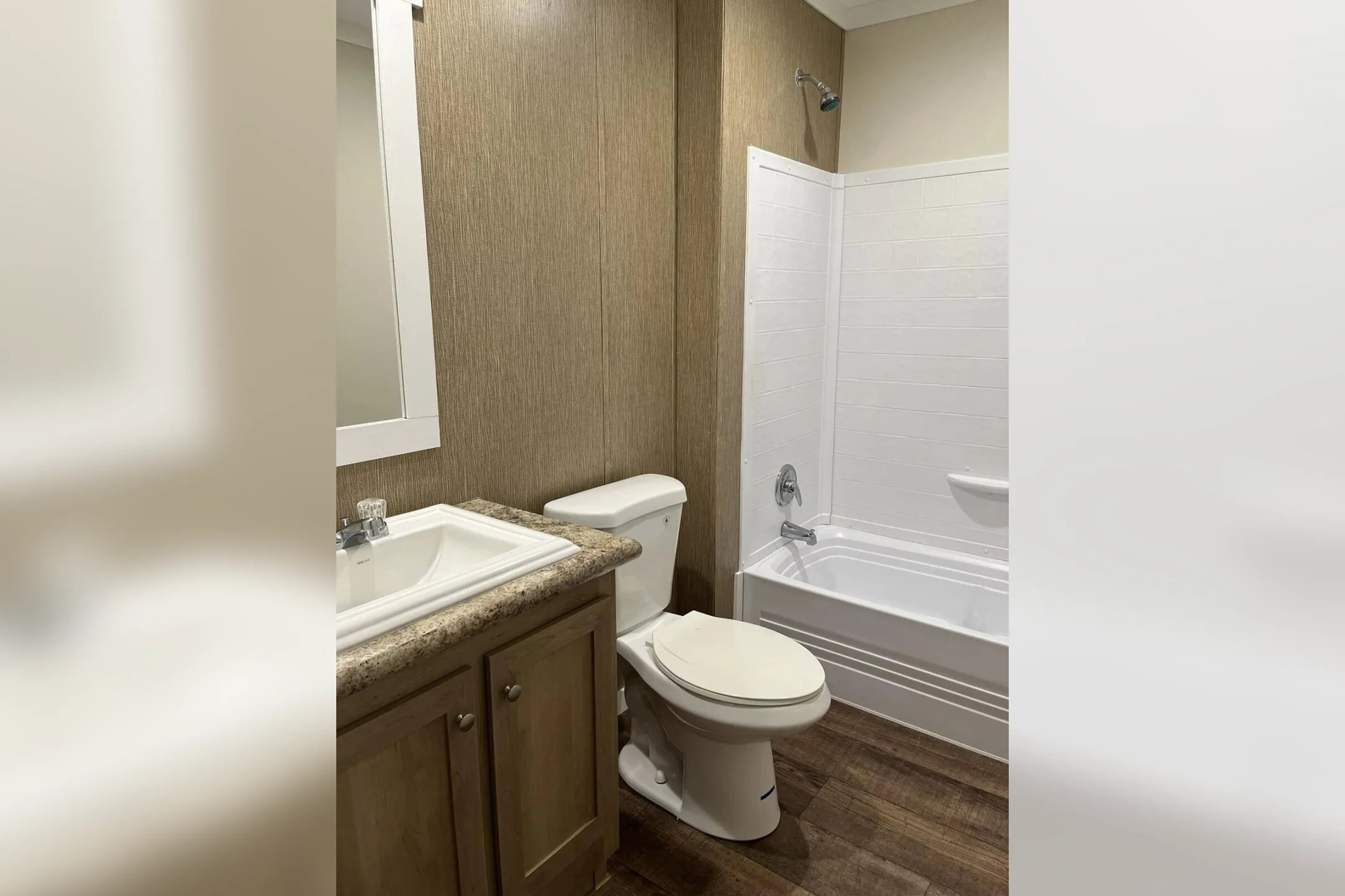 Bathroom - Conroe Estates - Conroe, TX