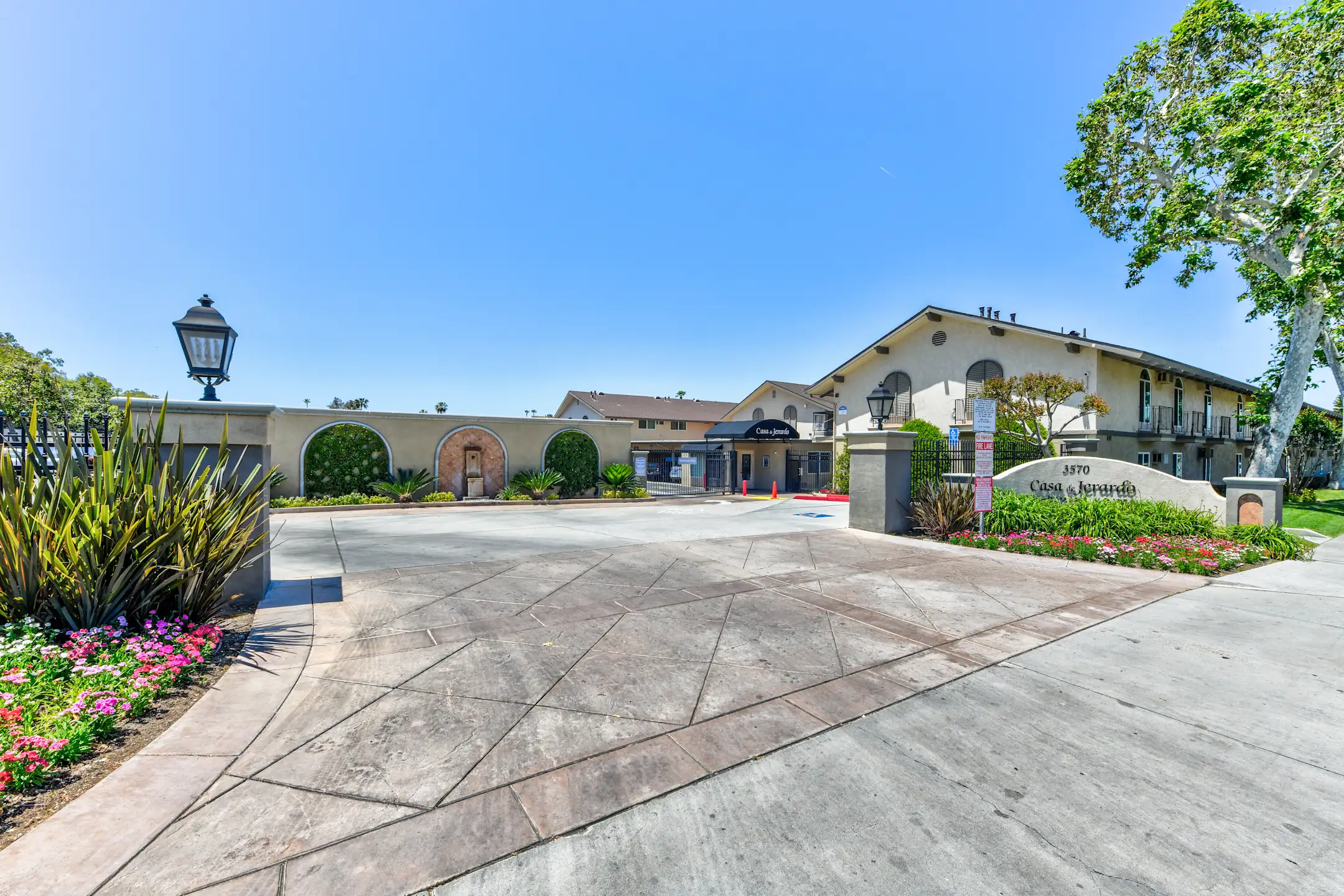 Casa De Jerardo 7500 Orchard St Riverside, CA Apartments for Rent