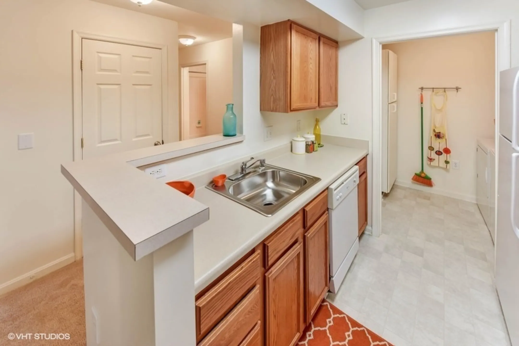 Kitchen - Residences At The Manor - Frederick, MD