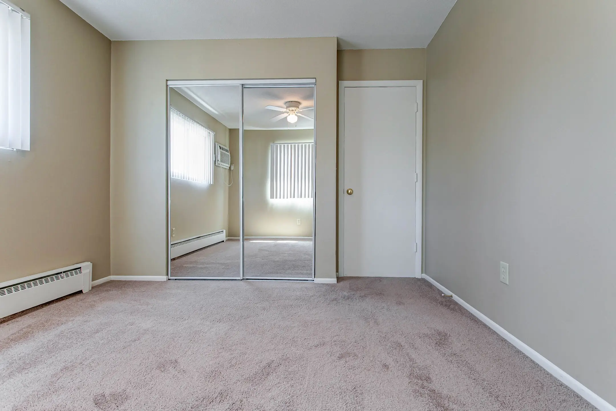 LaBlanche Apartments 390 Cottage Ave W Saint Paul, MN Apartments