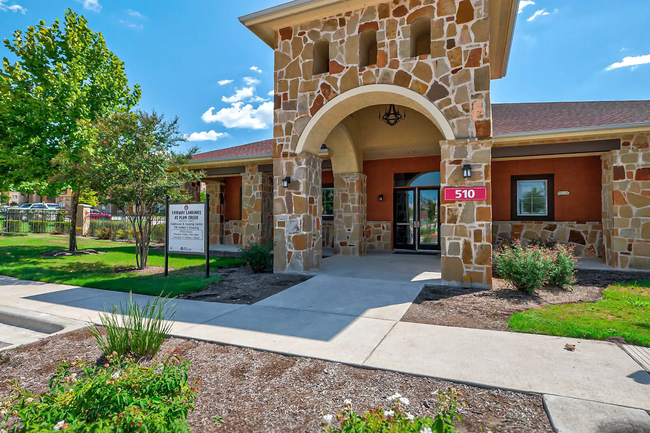 Fairway Landings at Plum Creek 510 Kohlers Crossing Kyle, TX