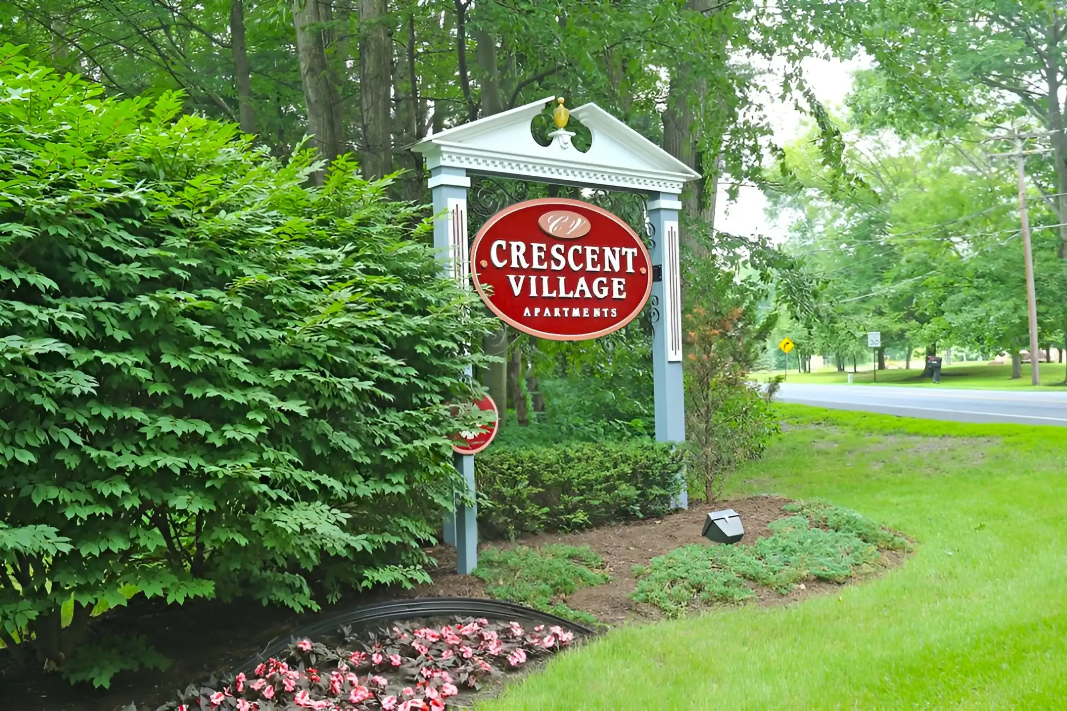 Crescent Village Apartments Clifton Park, NY 12065