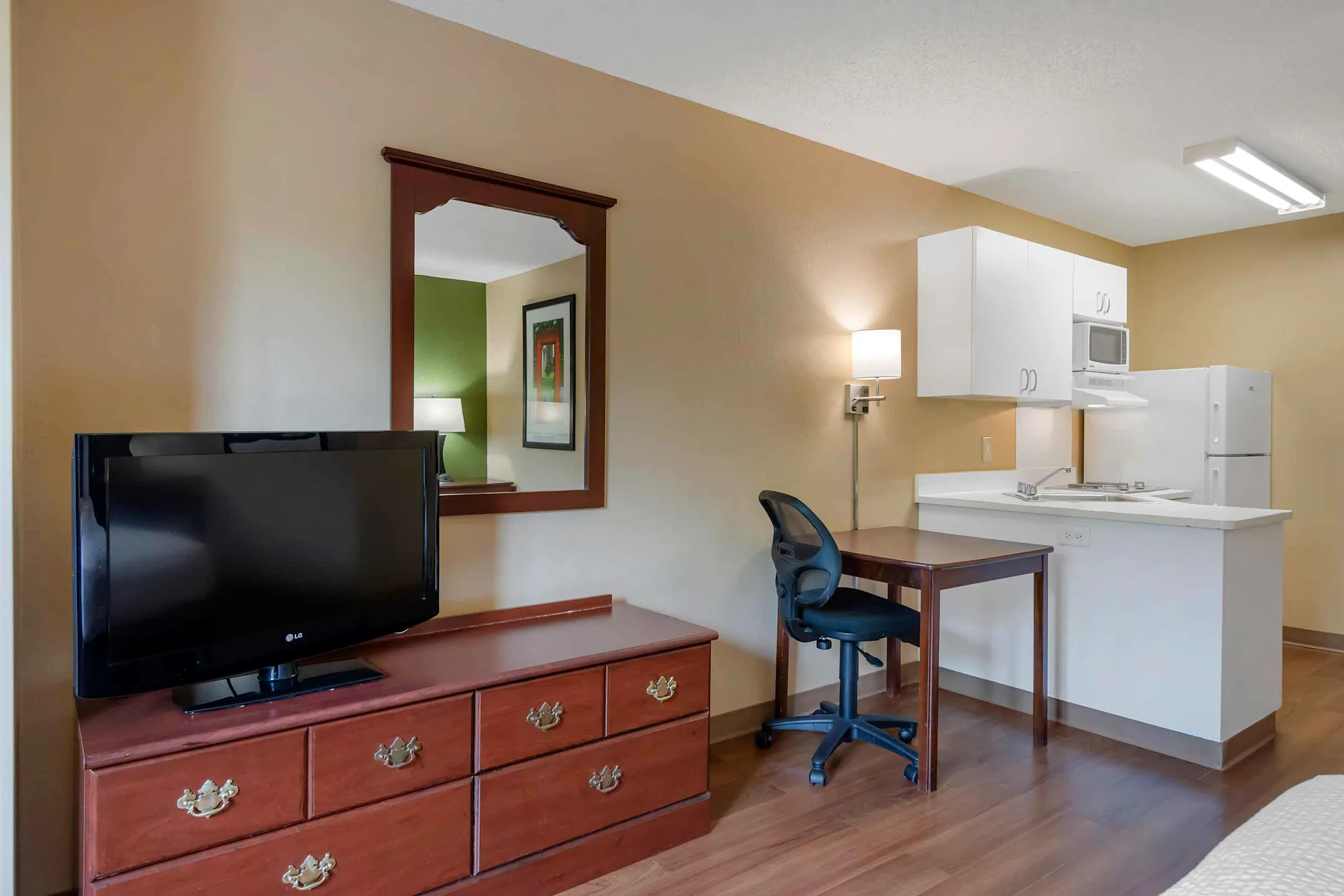 Furnished Studio Atlanta Perimeter Crestline Apartments Atlanta